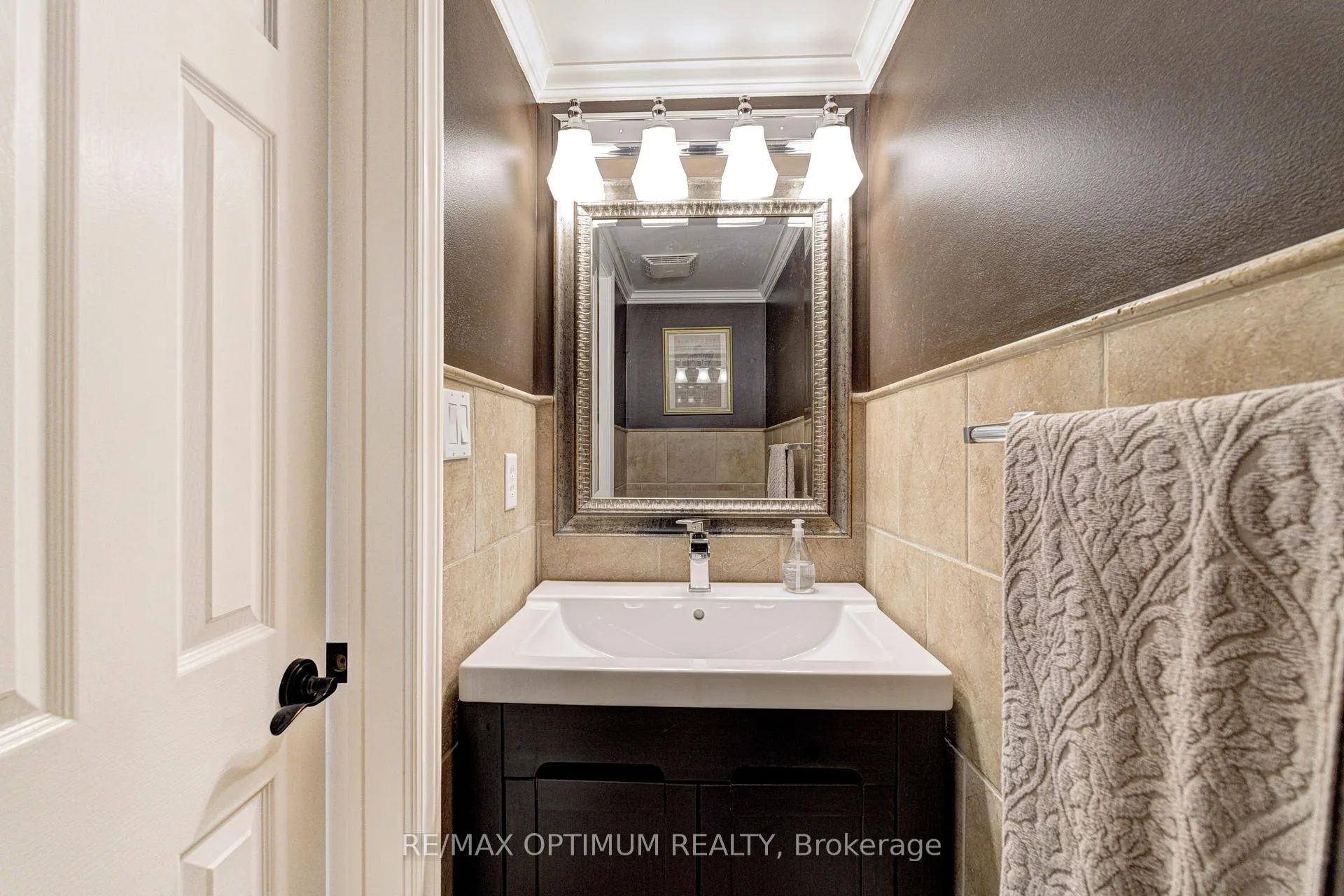 Photo 26 of 33 Corkett Drive, Brampton, Northwood Park — HOMEH