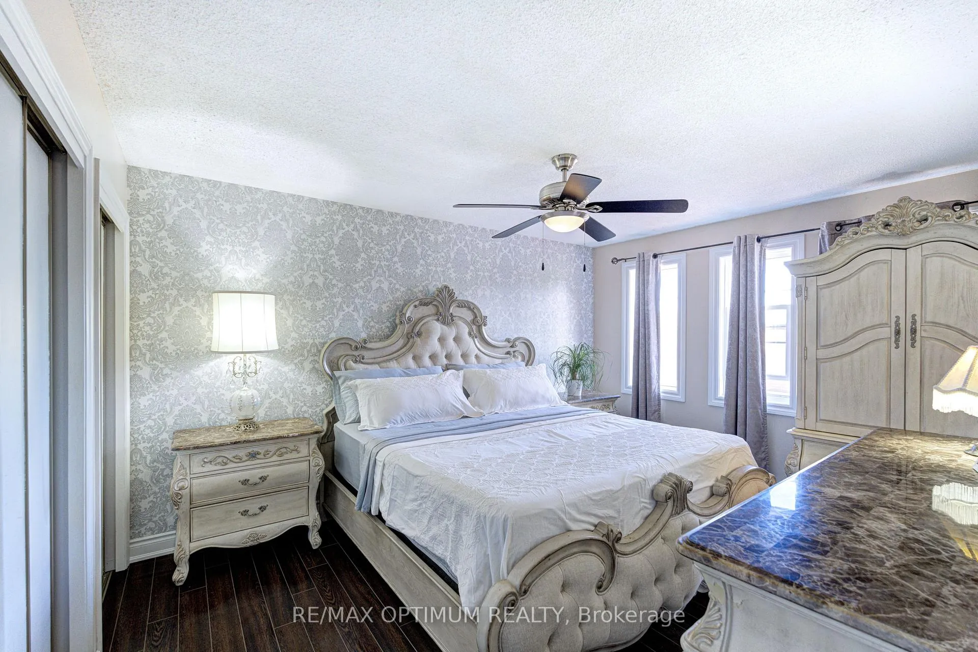 Photo 28 of 33 Corkett Drive, Brampton, Northwood Park — HOMEH