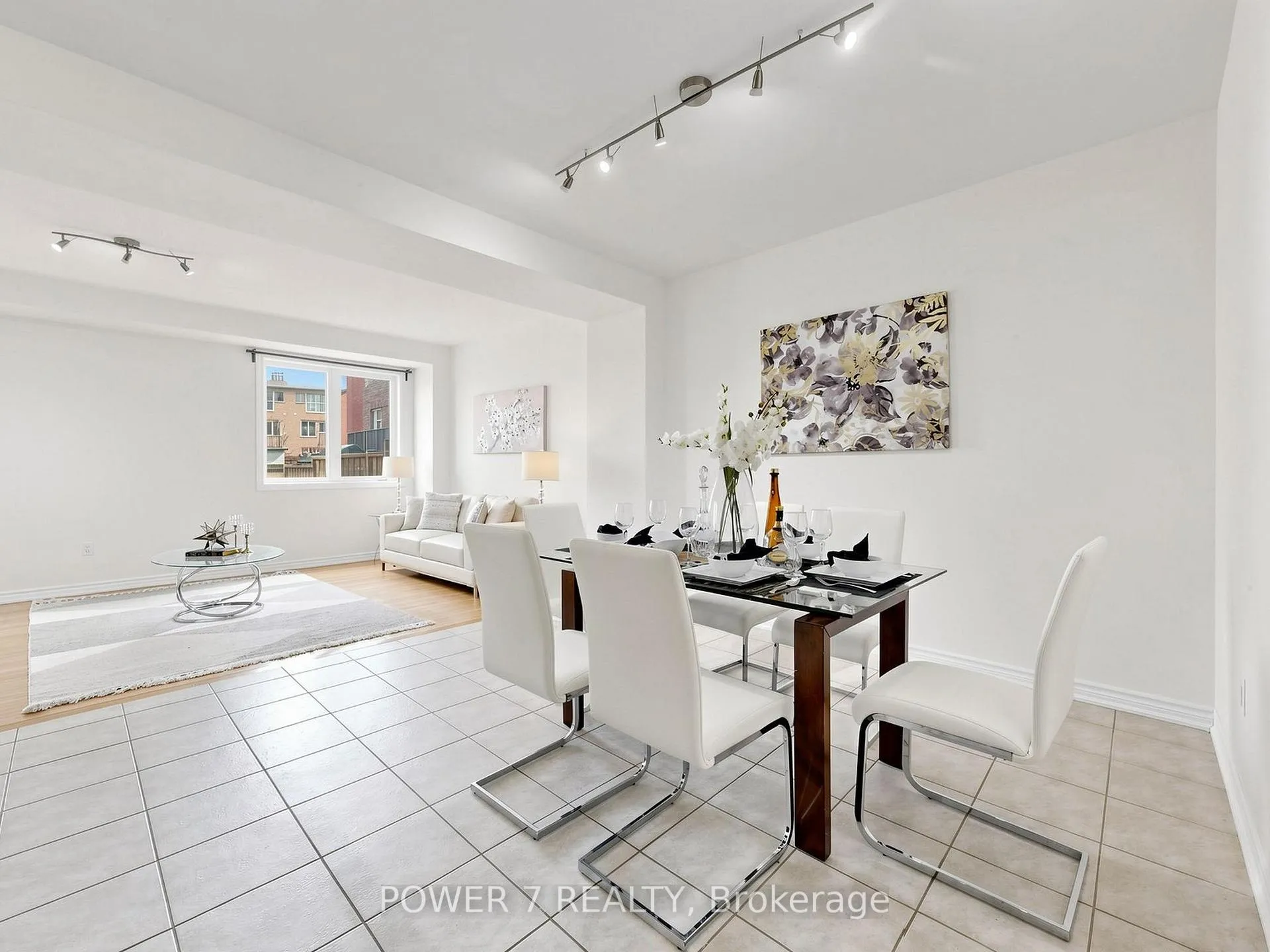 Photo 16 of 43 Living Crescent, Markham, Victoria Square — HOMEH