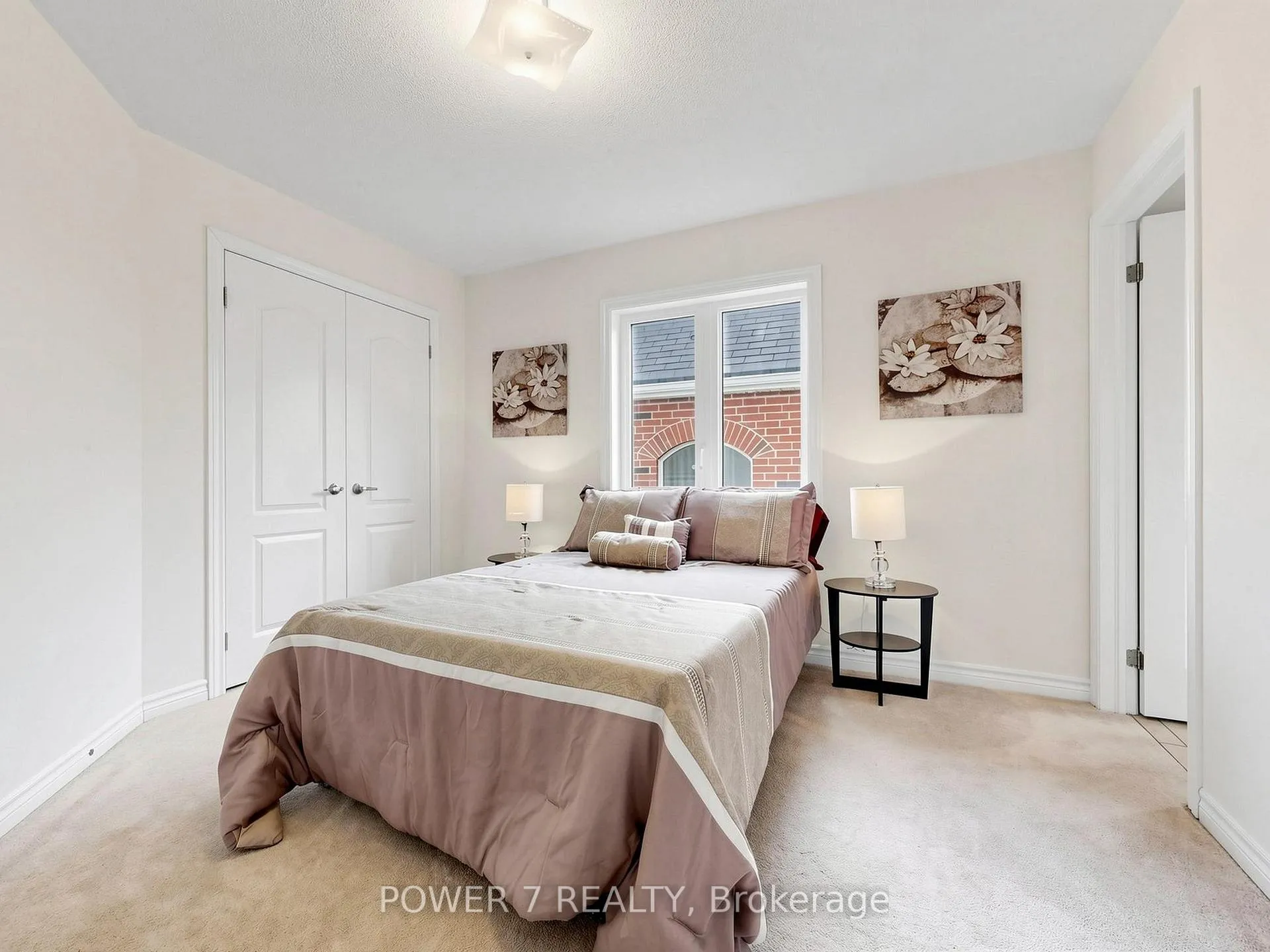 Photo 30 of 43 Living Crescent, Markham, Victoria Square — HOMEH