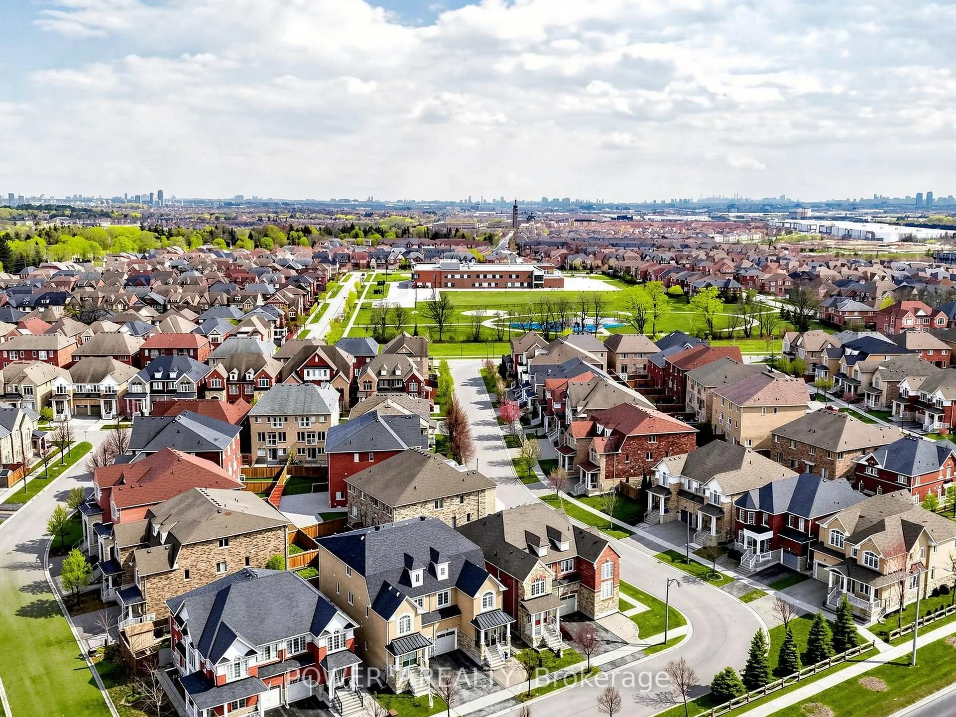 Photo 48 of 43 Living Crescent, Markham, Victoria Square — HOMEH