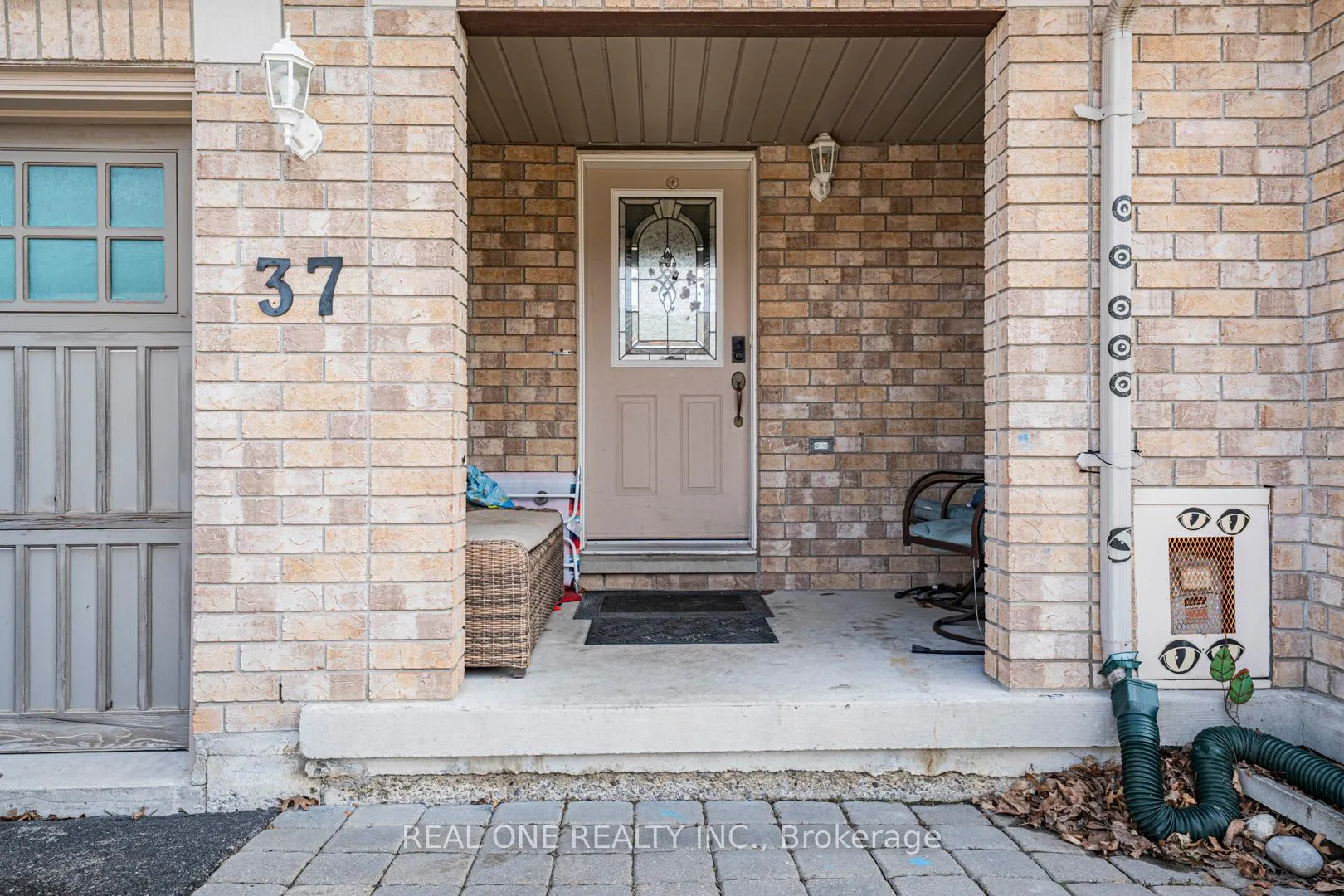 Photo 2 of 37 Bilbrough Street, Aurora, Bayview Northeast — HOMEH