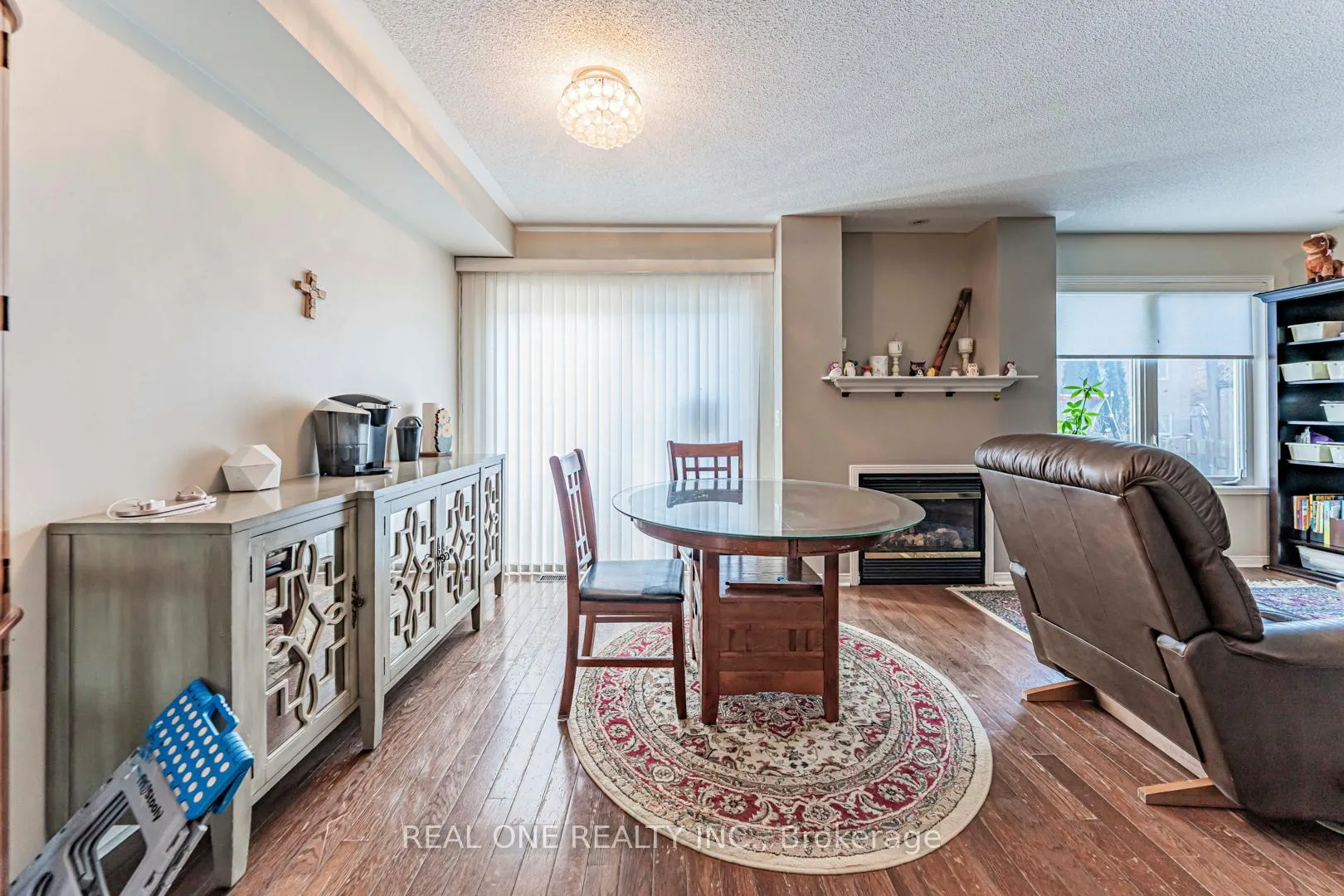 Photo 7 of 37 Bilbrough Street, Aurora, Bayview Northeast — HOMEH