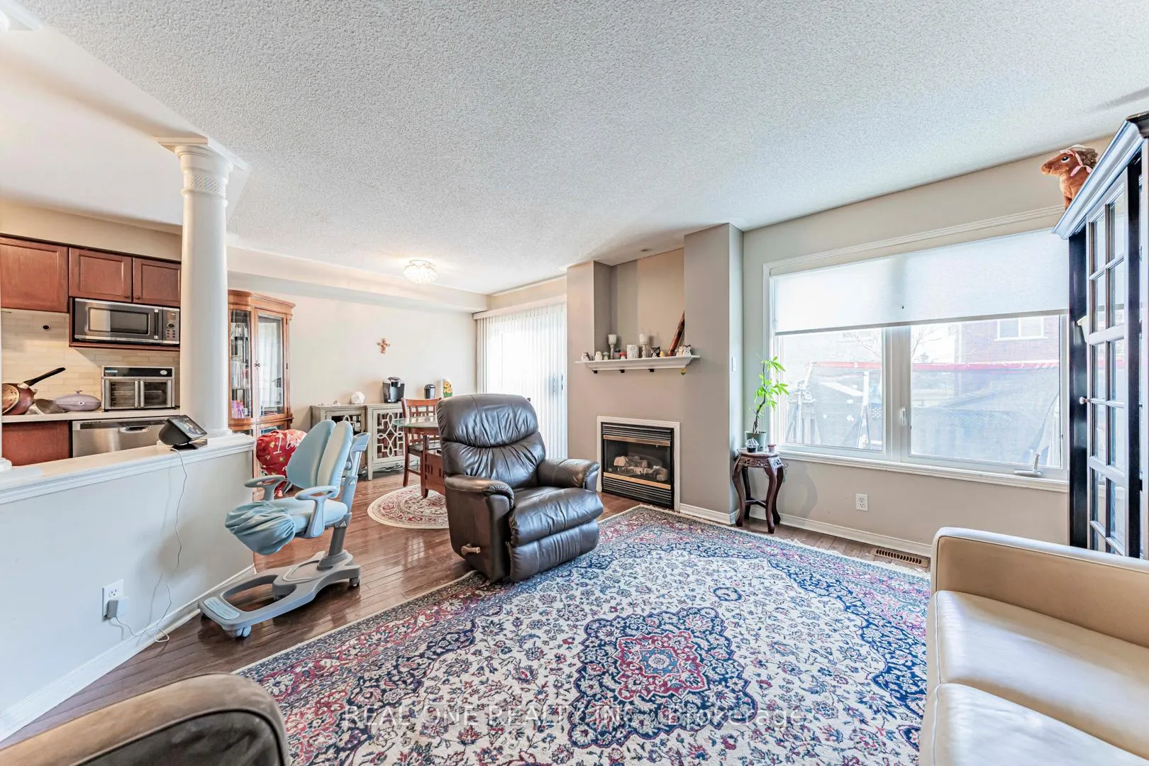 Photo 11 of 37 Bilbrough Street, Aurora, Bayview Northeast — HOMEH