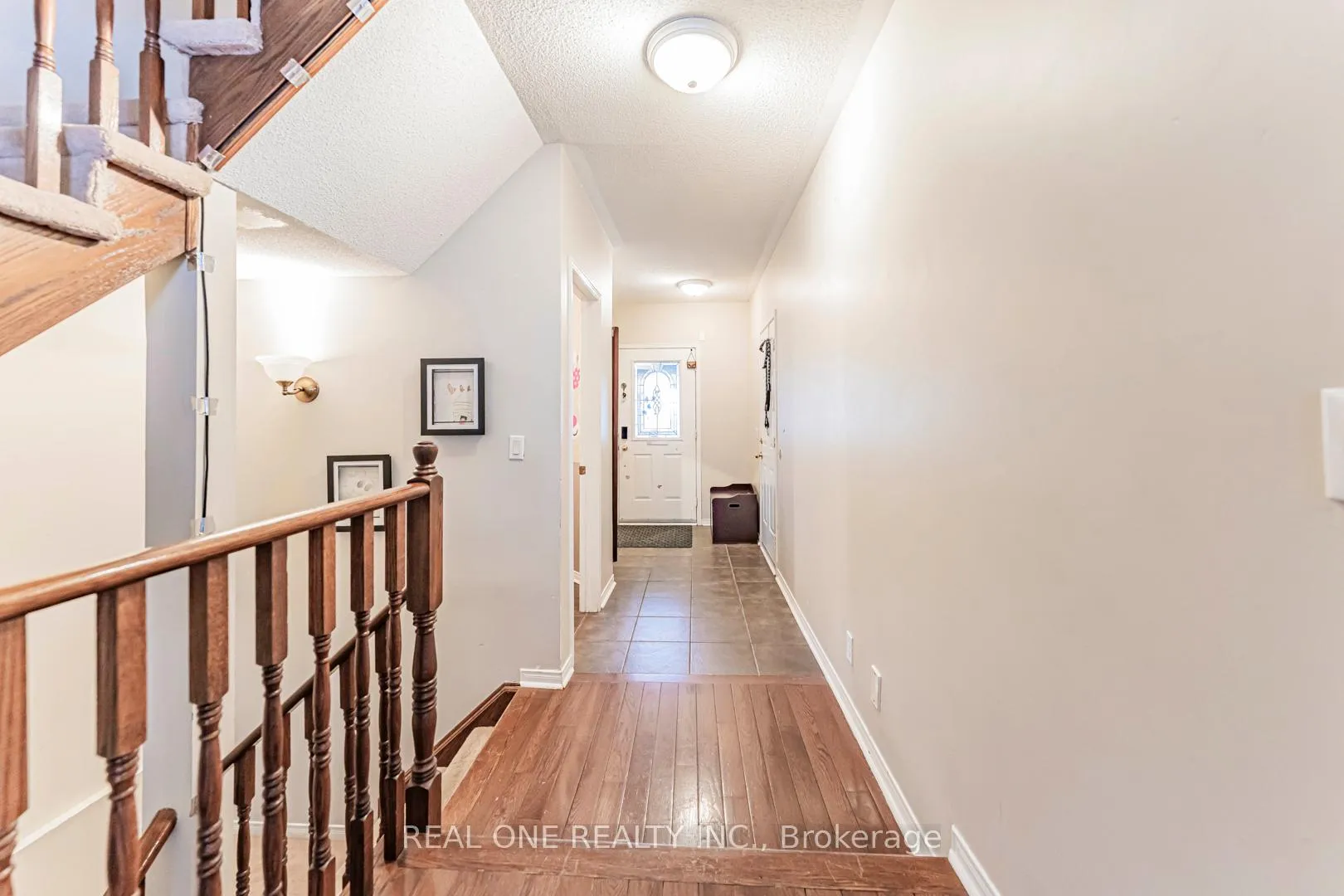 Photo 12 of 37 Bilbrough Street, Aurora, Bayview Northeast — HOMEH