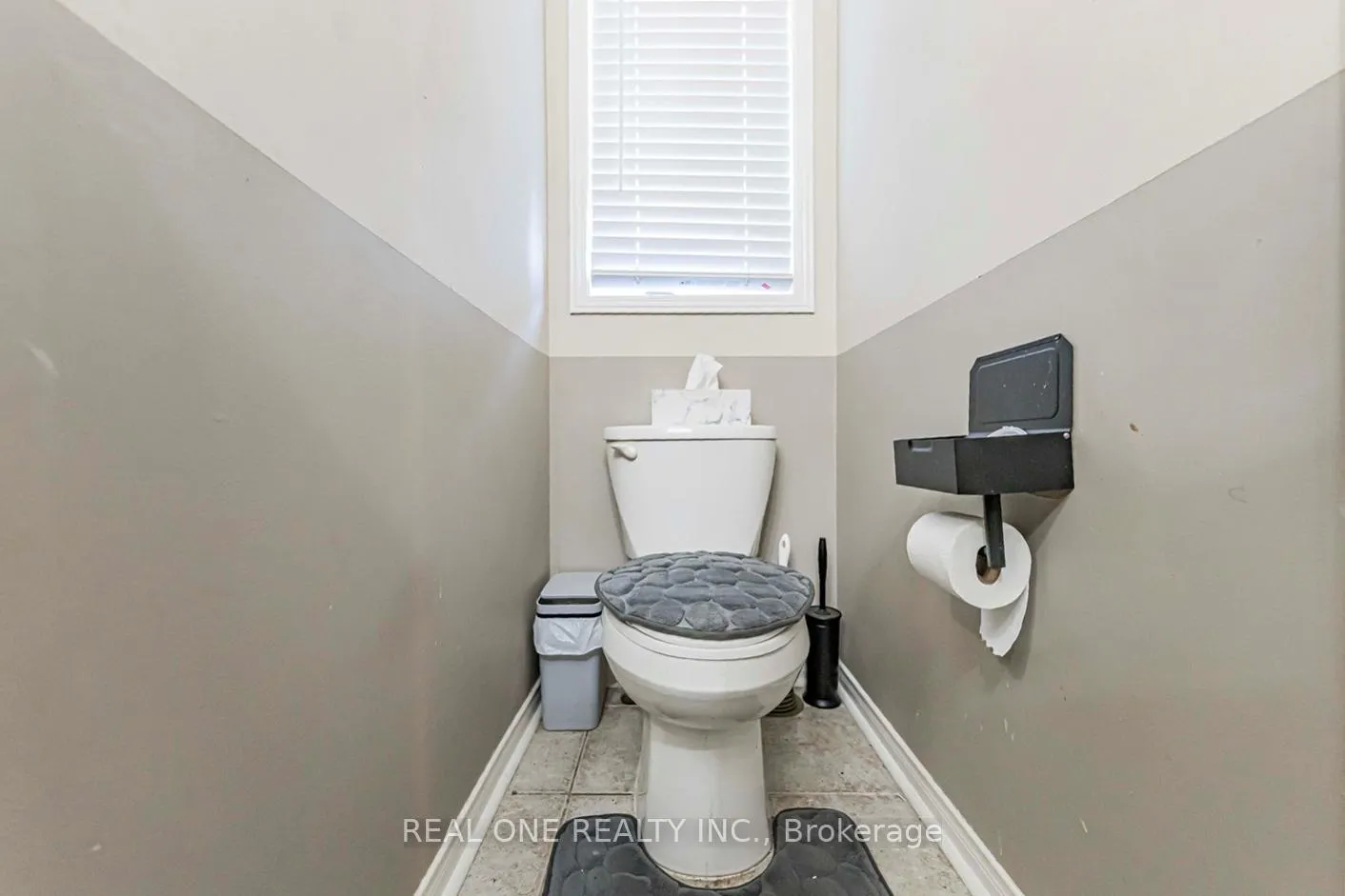 Photo 16 of 37 Bilbrough Street, Aurora, Bayview Northeast — HOMEH