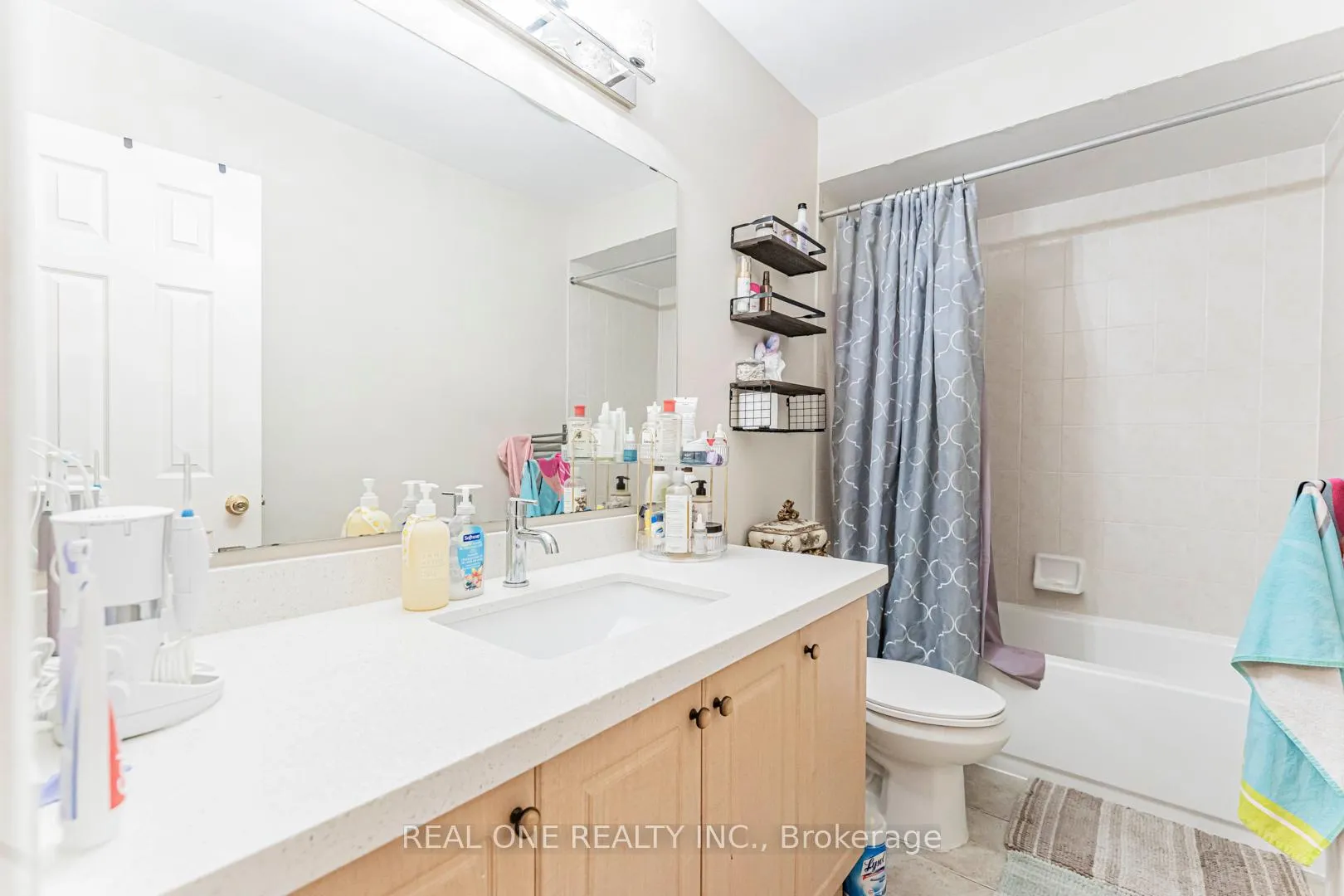 Photo 20 of 37 Bilbrough Street, Aurora, Bayview Northeast — HOMEH