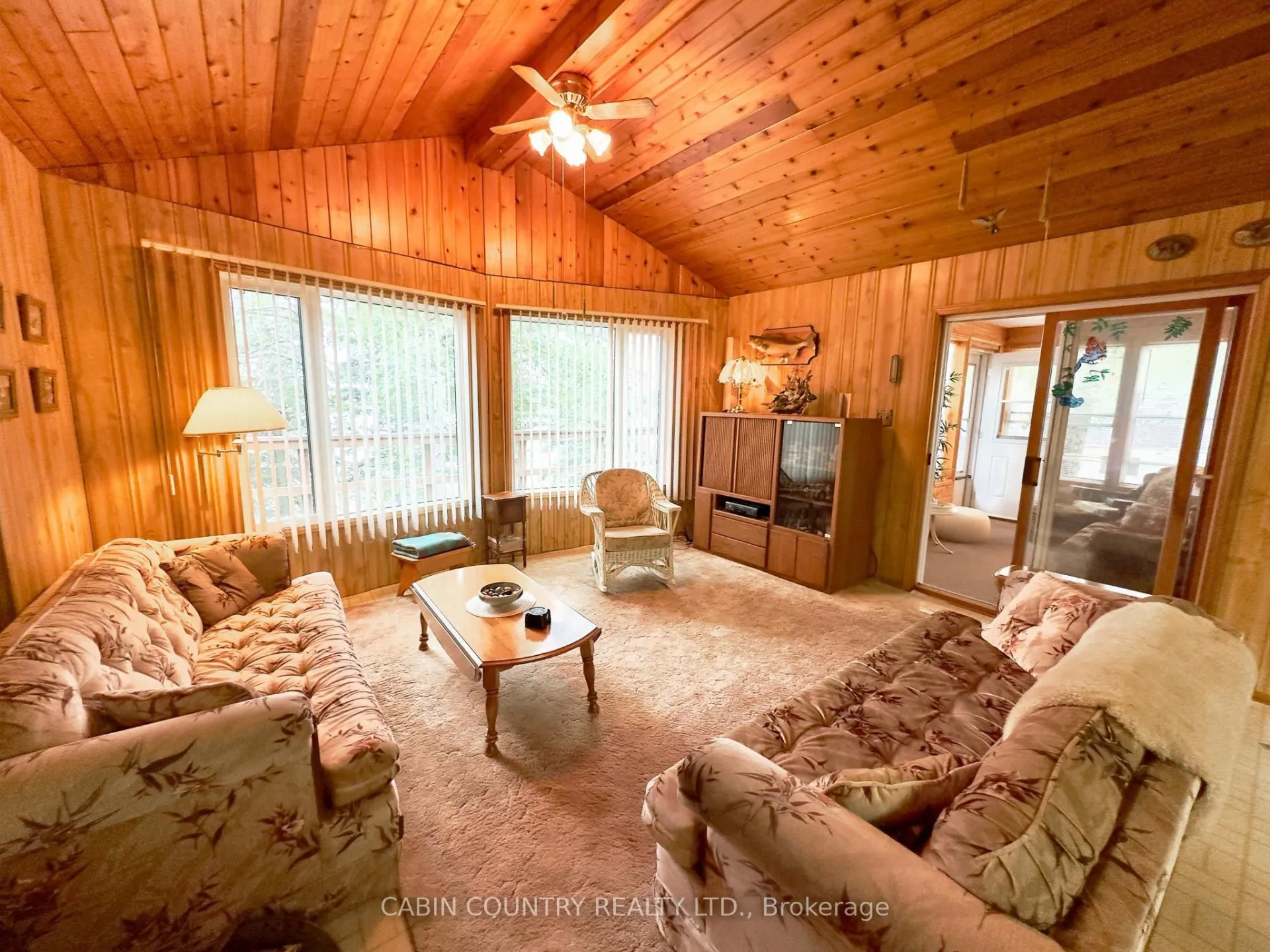 Photo 34 of LK 215 Long Pine, Kenora Remote Area, West of Kenora — HOMEH