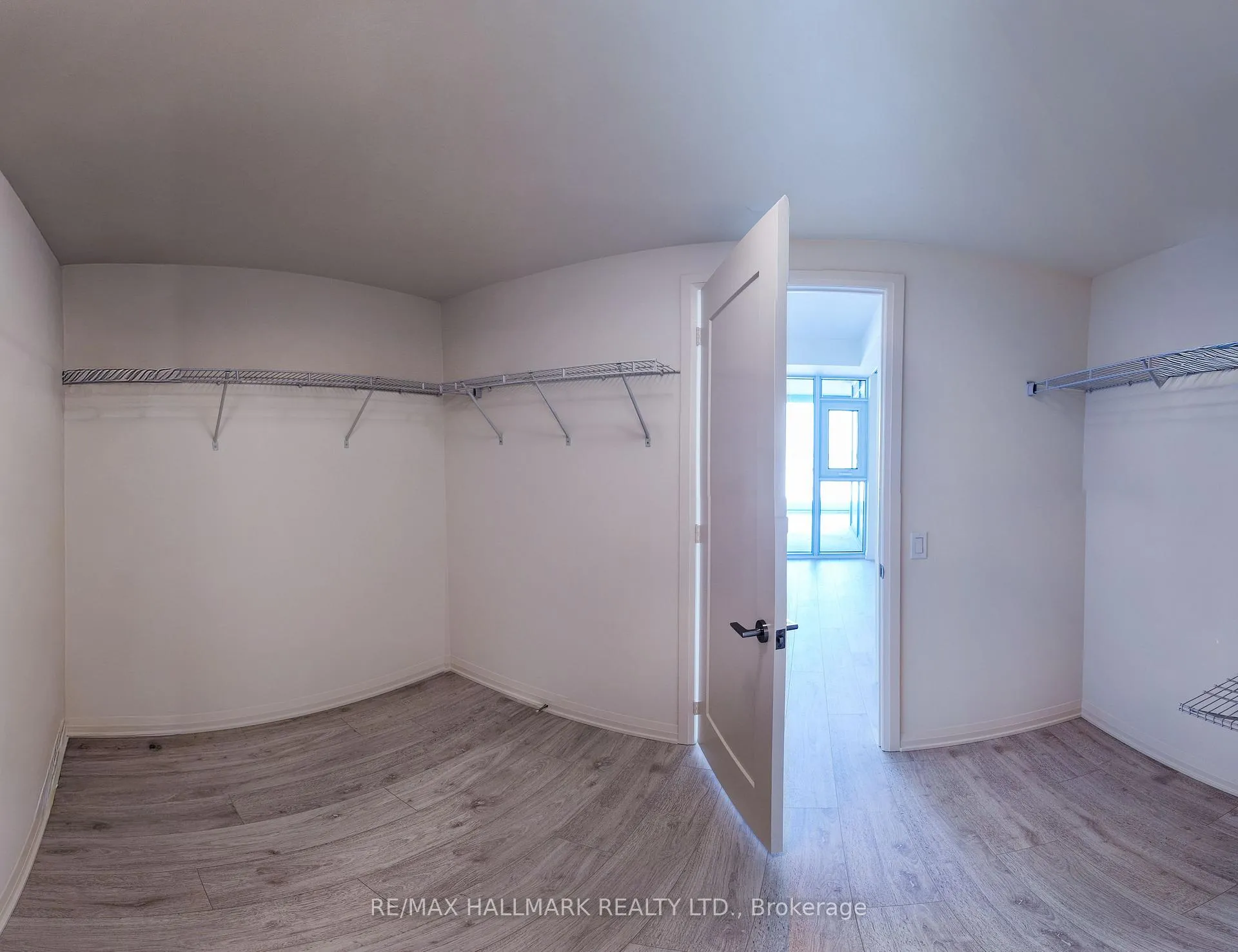 Photo 5 of Unit 621, 8960 Jane Street, Vaughan, Vellore Village — HOMEH