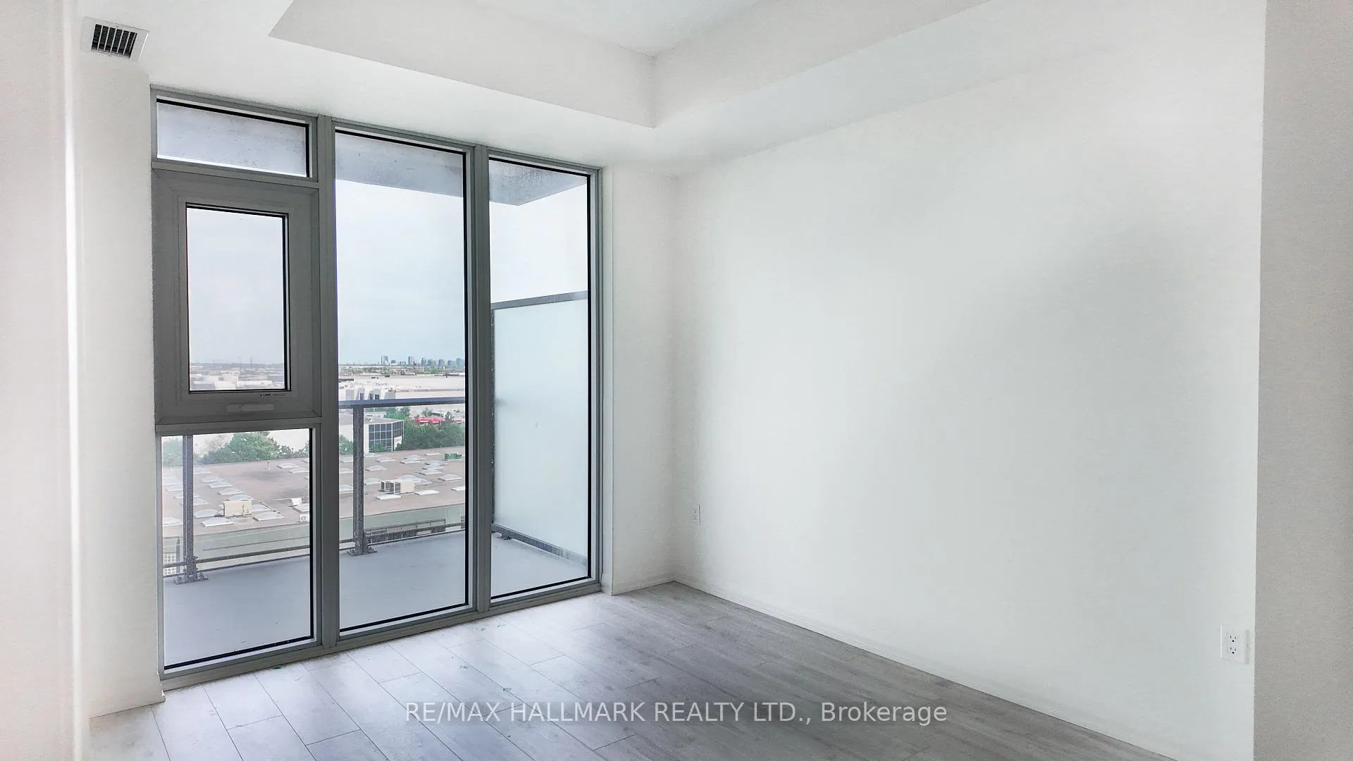 Photo 9 of Unit 621, 8960 Jane Street, Vaughan, Vellore Village — HOMEH