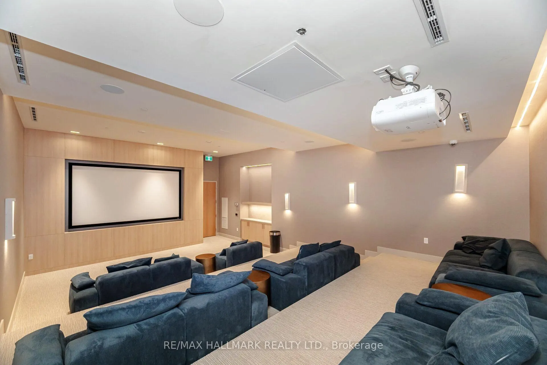 Photo 15 of Unit 621, 8960 Jane Street, Vaughan, Vellore Village — HOMEH