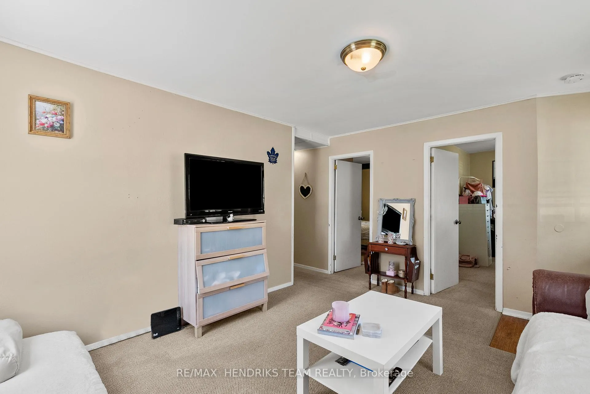 Photo 10 of 25 Bessey Street, St. Catharines, Secord Woods — HOMEH