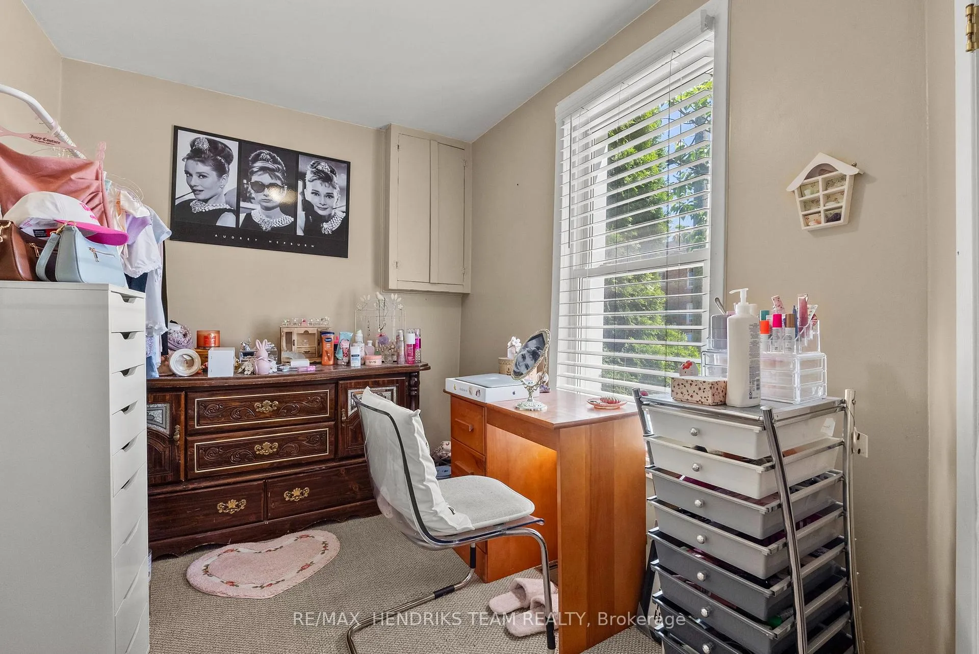 Photo 11 of 25 Bessey Street, St. Catharines, Secord Woods — HOMEH