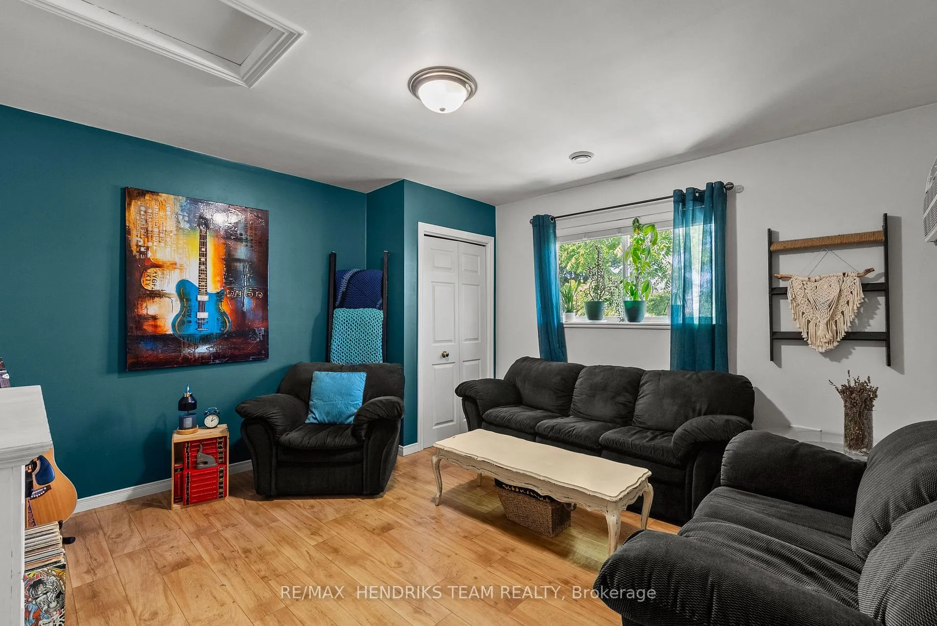 Photo 25 of 25 Bessey Street, St. Catharines, Secord Woods — HOMEH