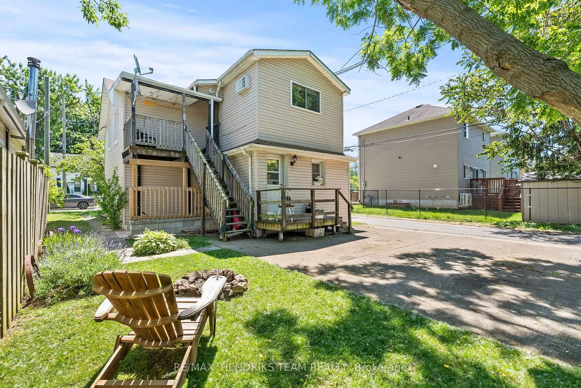 Photo 41 of 25 Bessey Street, St. Catharines, Secord Woods — HOMEH