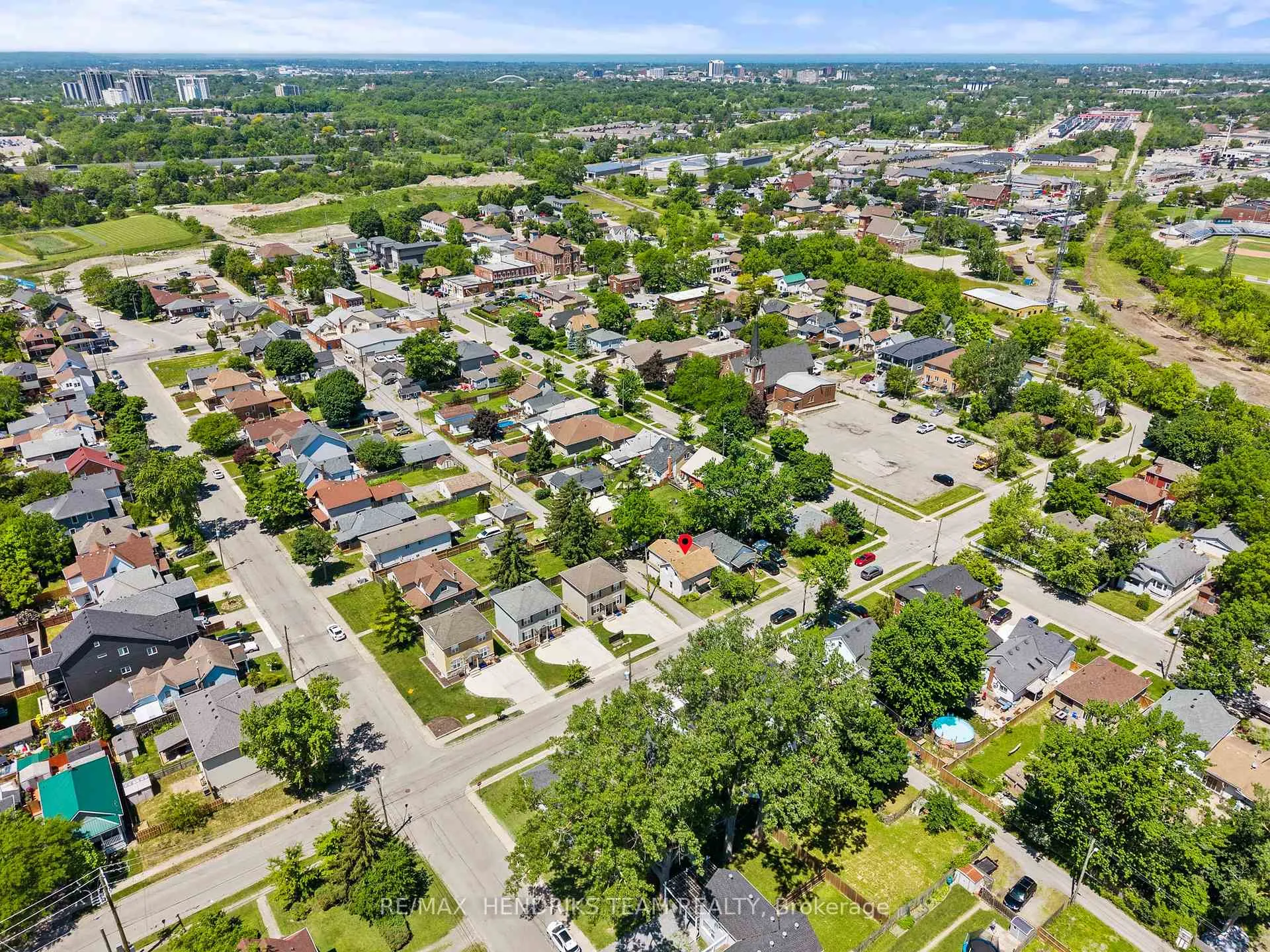 Photo 45 of 25 Bessey Street, St. Catharines, Secord Woods — HOMEH