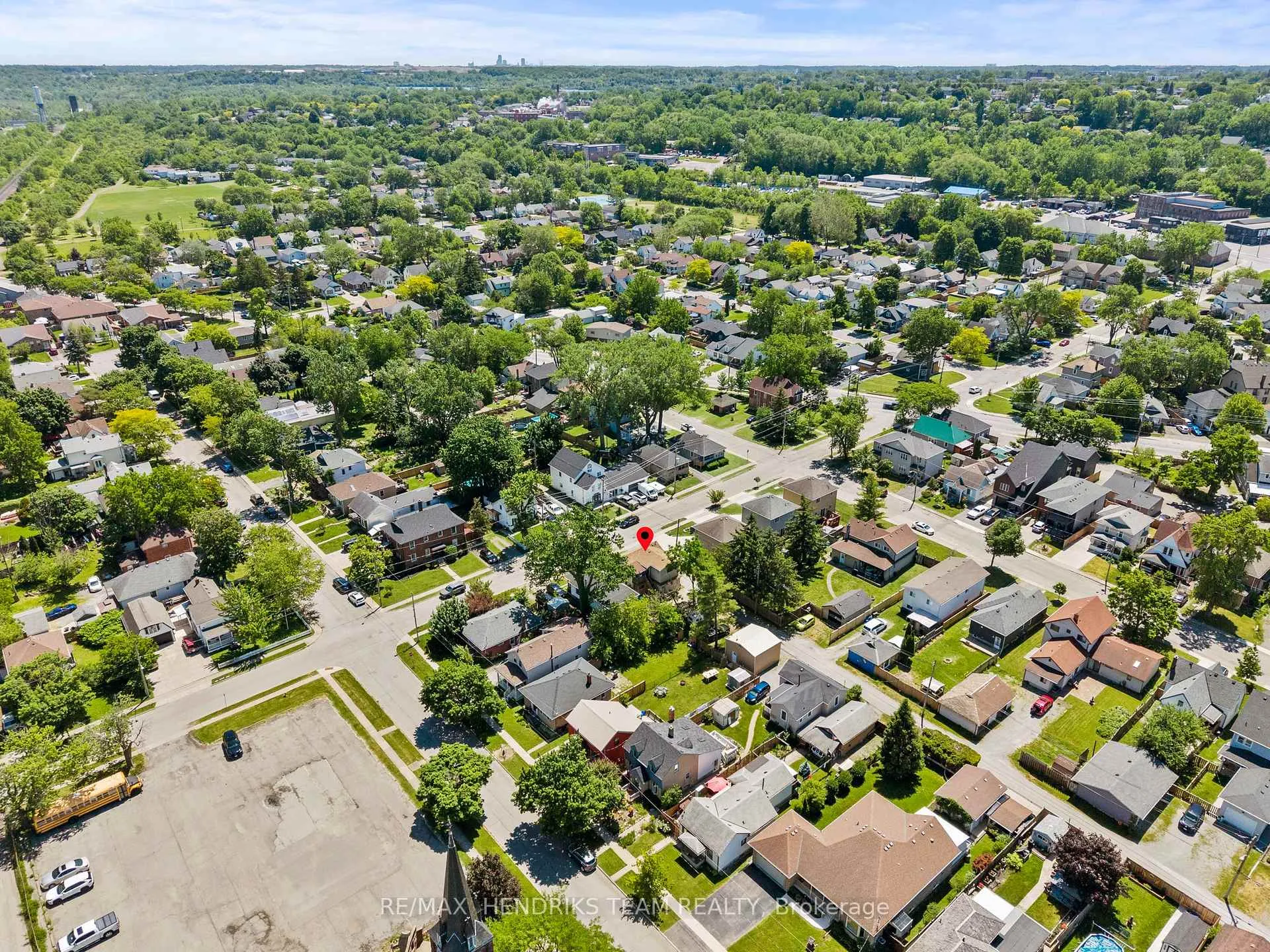 Photo 46 of 25 Bessey Street, St. Catharines, Secord Woods — HOMEH