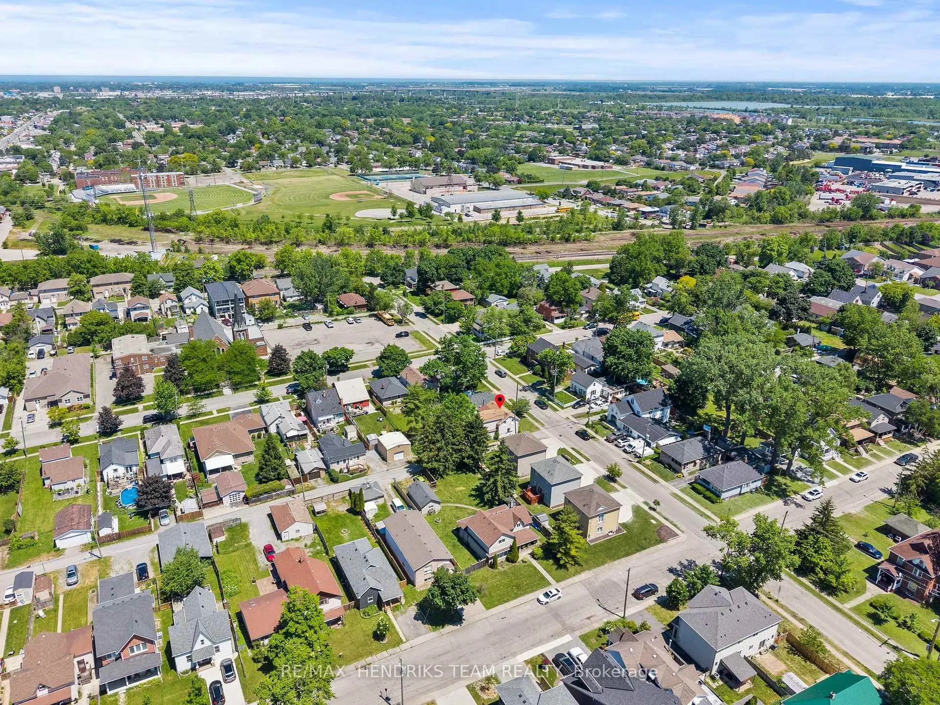 Photo 47 of 25 Bessey Street, St. Catharines, Secord Woods — HOMEH
