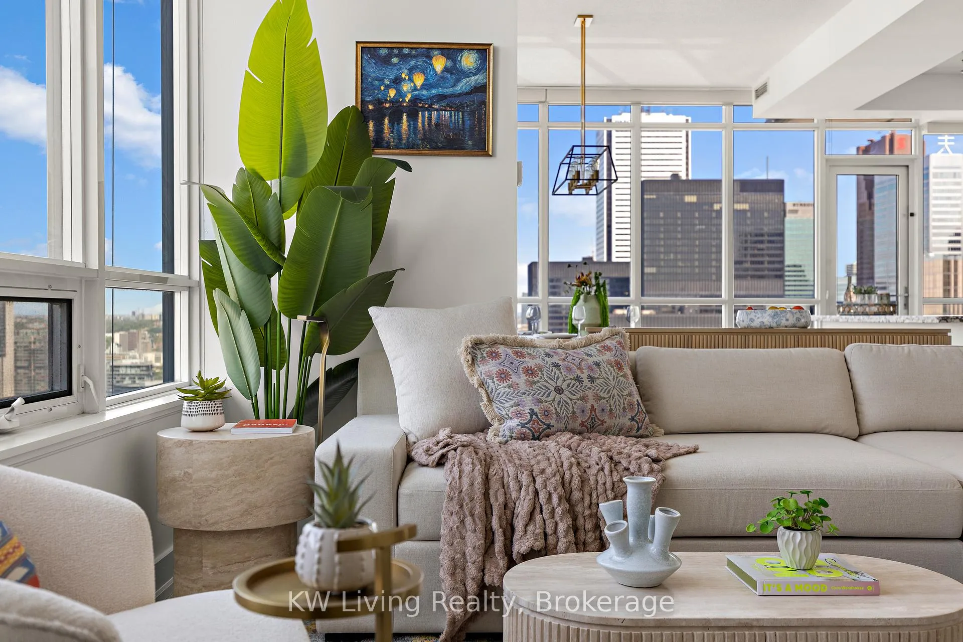 Photo 5 of Unit 5102, 65 Bremner Boulevard, Toronto, Waterfront Communities — HOMEH