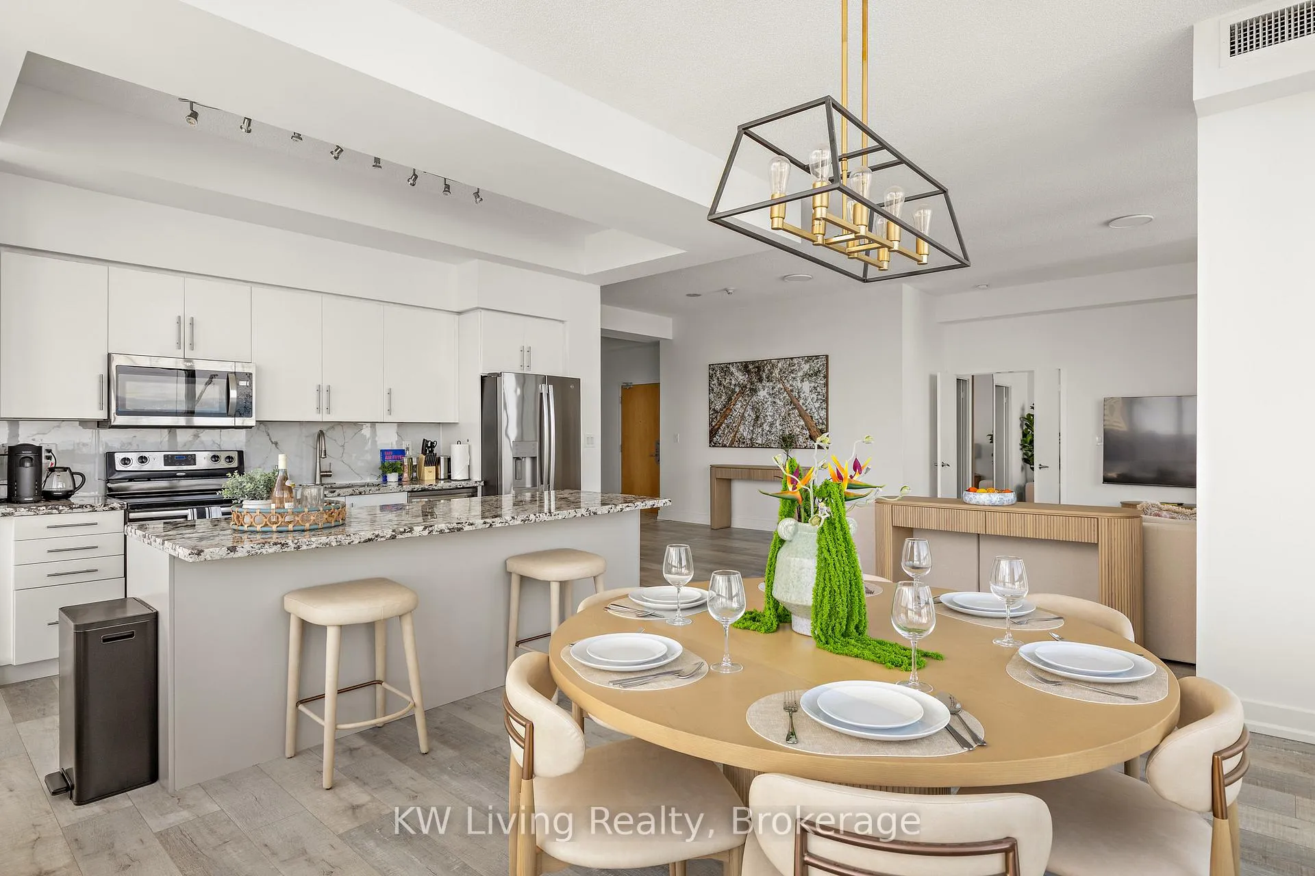 Photo 9 of Unit 5102, 65 Bremner Boulevard, Toronto, Waterfront Communities — HOMEH