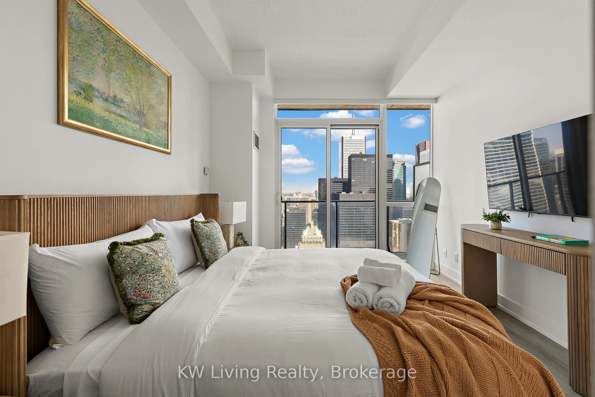Photo 33 of Unit 5102, 65 Bremner Boulevard, Toronto, Waterfront Communities — HOMEH