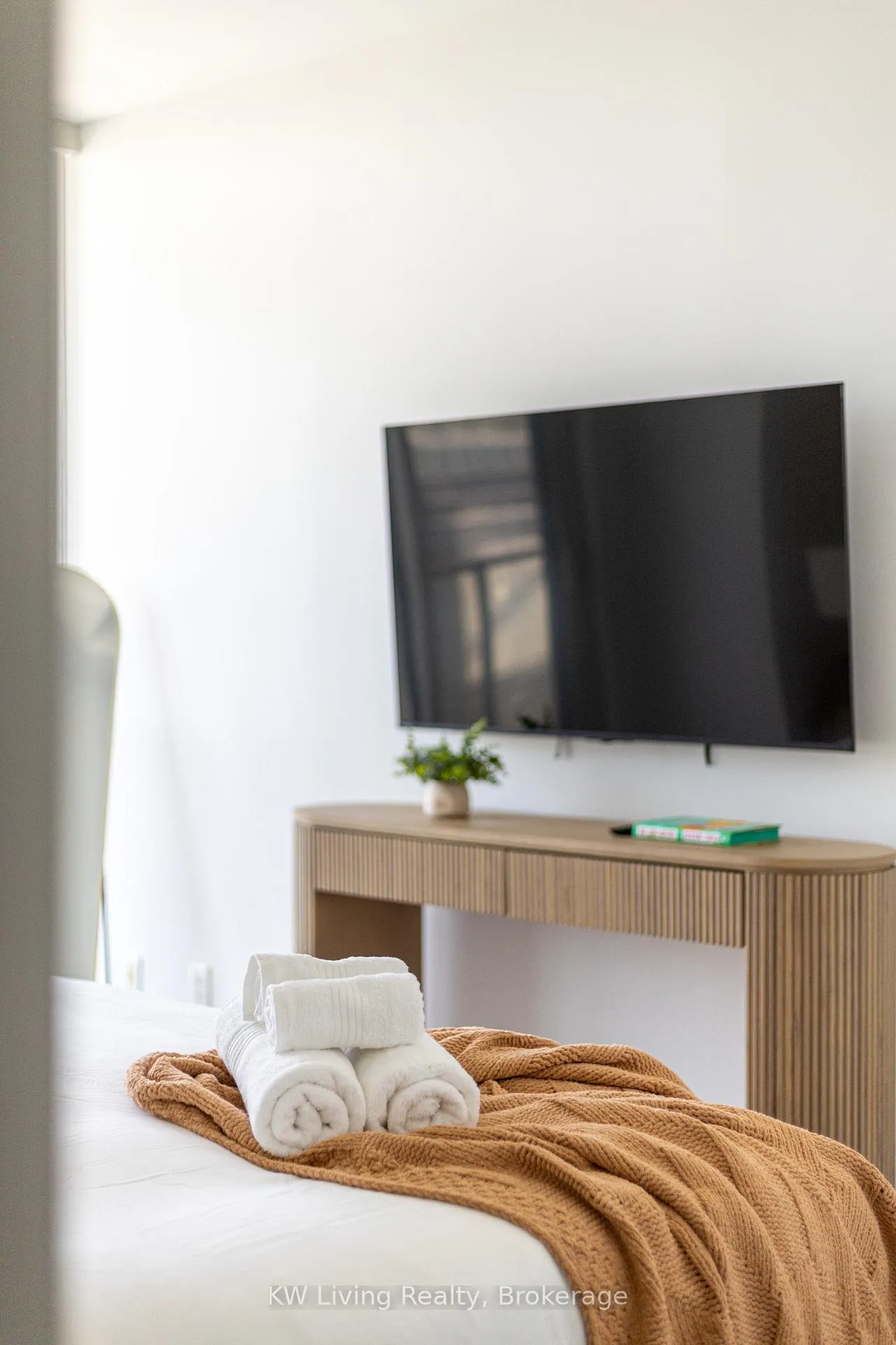Photo 34 of Unit 5102, 65 Bremner Boulevard, Toronto, Waterfront Communities — HOMEH
