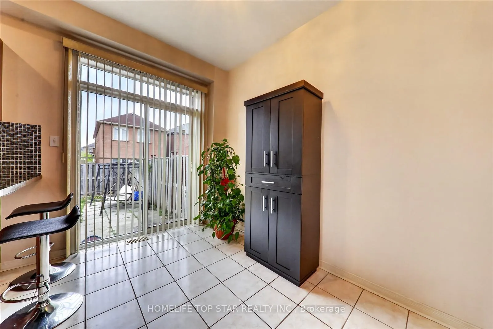 Photo 13 of 27 Lahore Crescent, Markham, Cedarwood — HOMEH