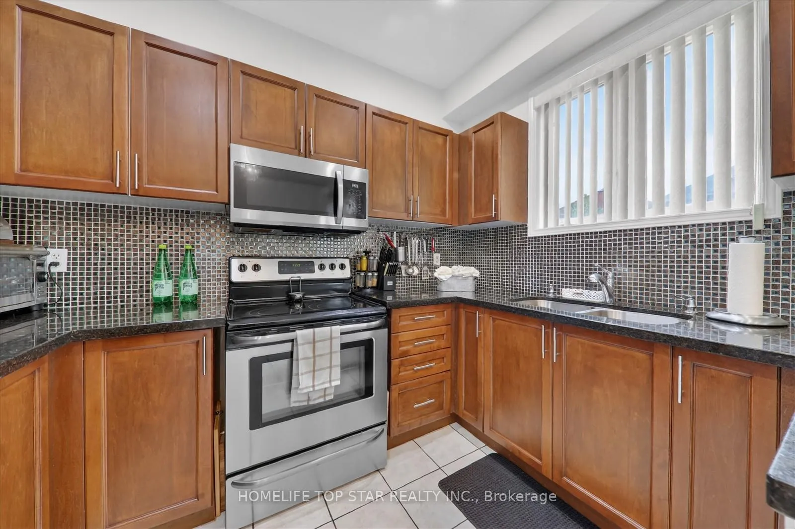 Photo 16 of 27 Lahore Crescent, Markham, Cedarwood — HOMEH