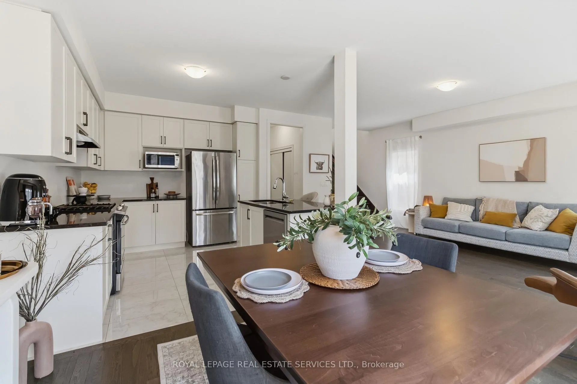 Photo 16 of 3875 Tufgar Crescent, Burlington, Alton — HOMEH