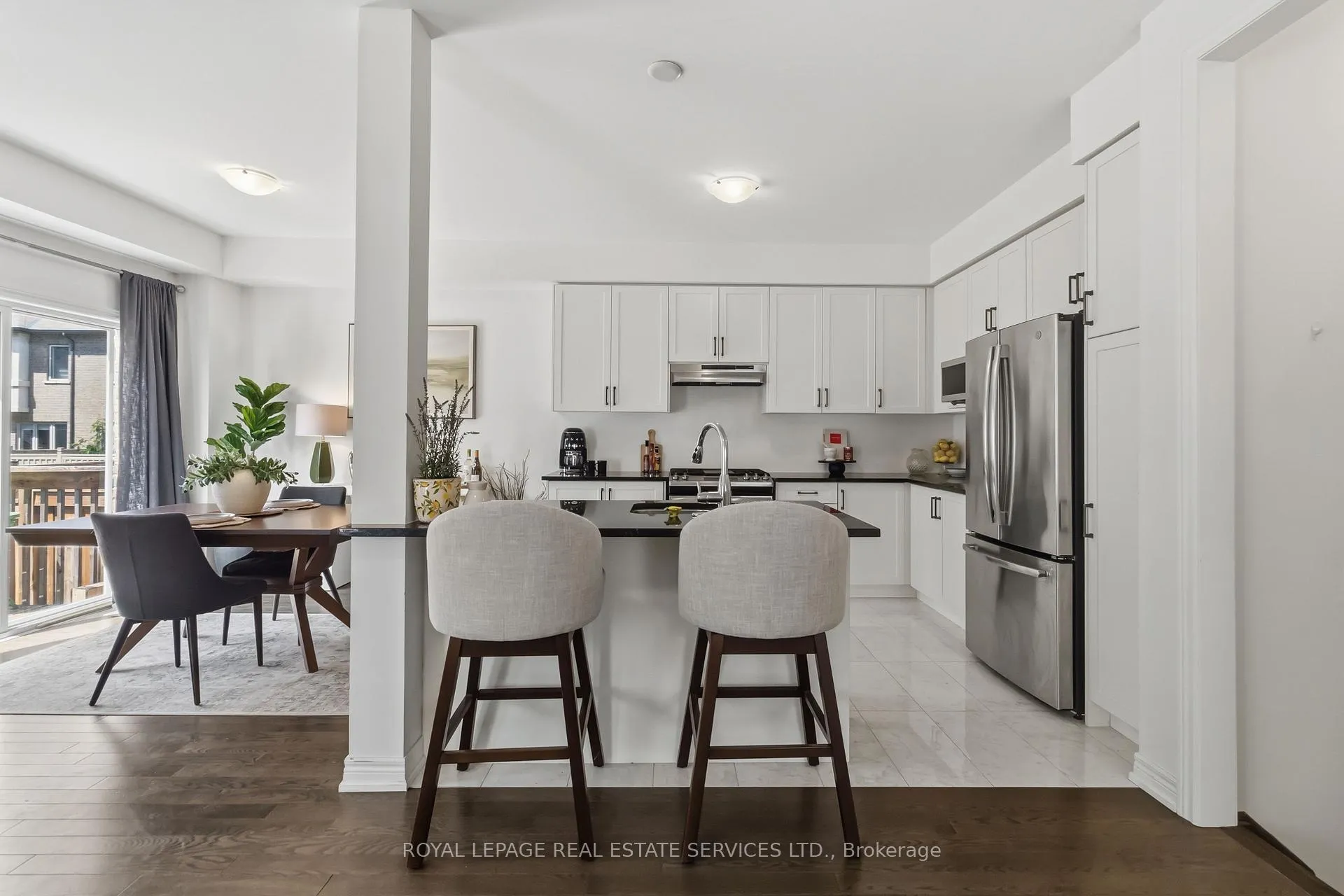 Photo 17 of 3875 Tufgar Crescent, Burlington, Alton — HOMEH
