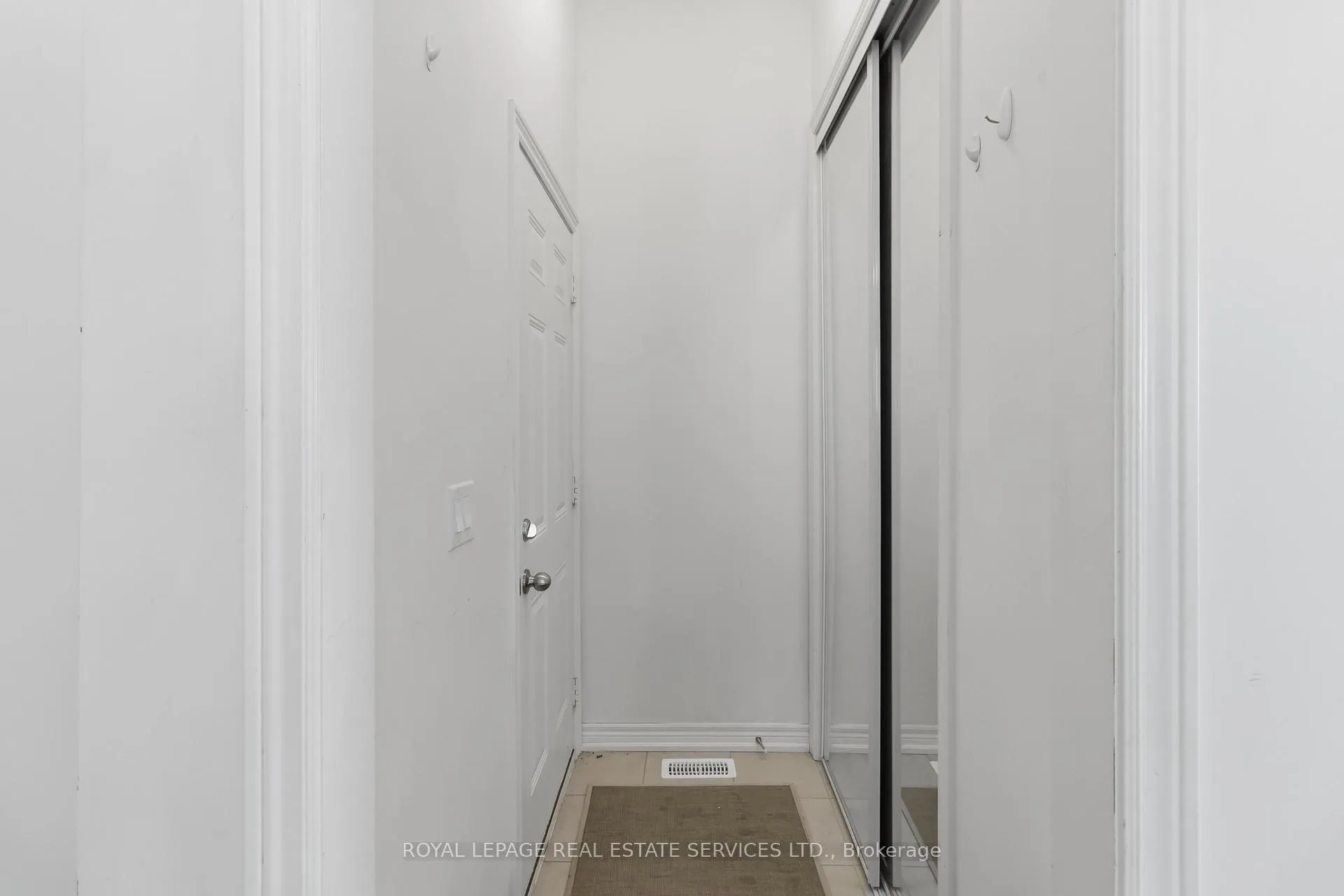 Photo 21 of 3875 Tufgar Crescent, Burlington, Alton — HOMEH