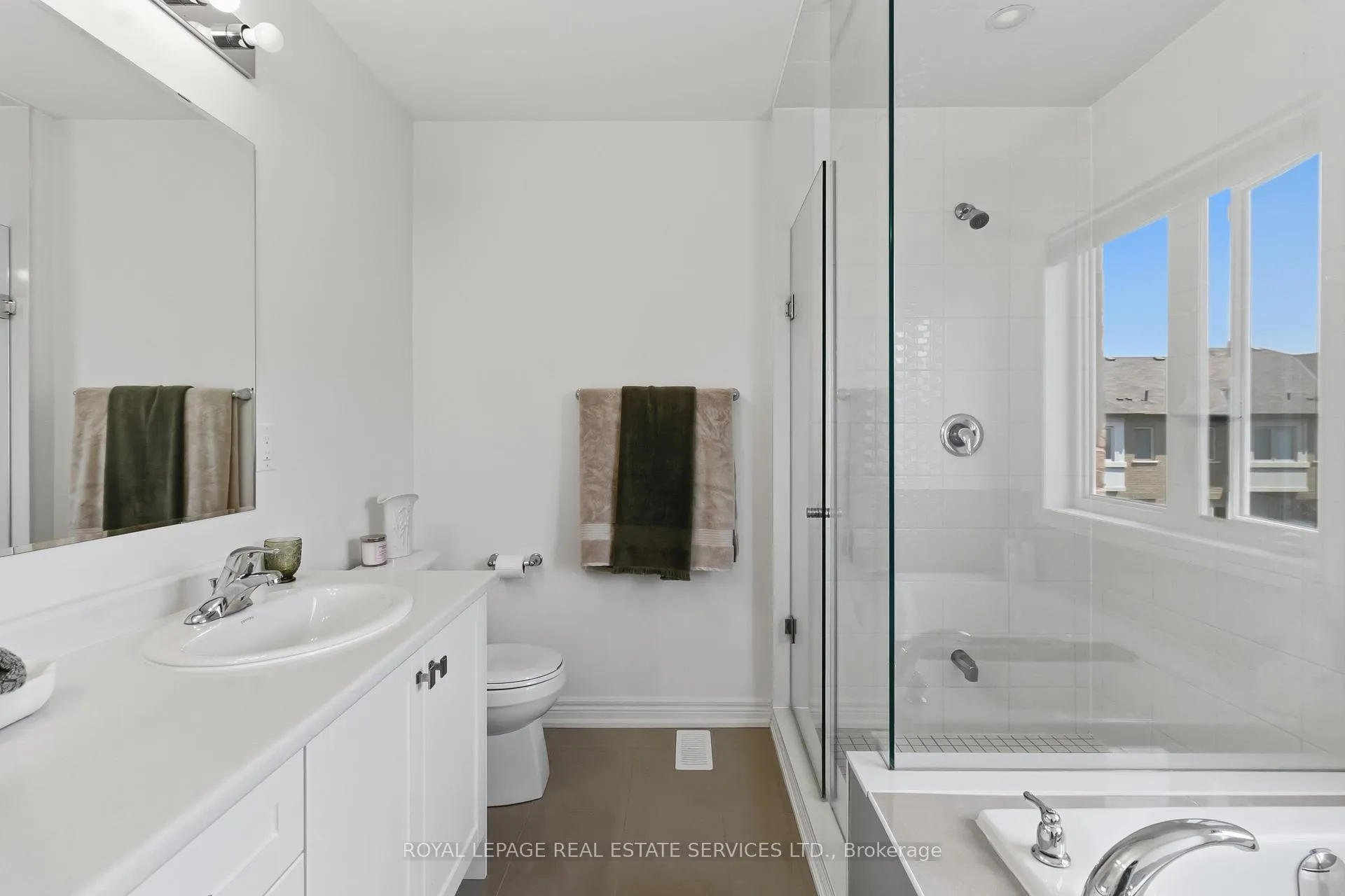 Photo 28 of 3875 Tufgar Crescent, Burlington, Alton — HOMEH
