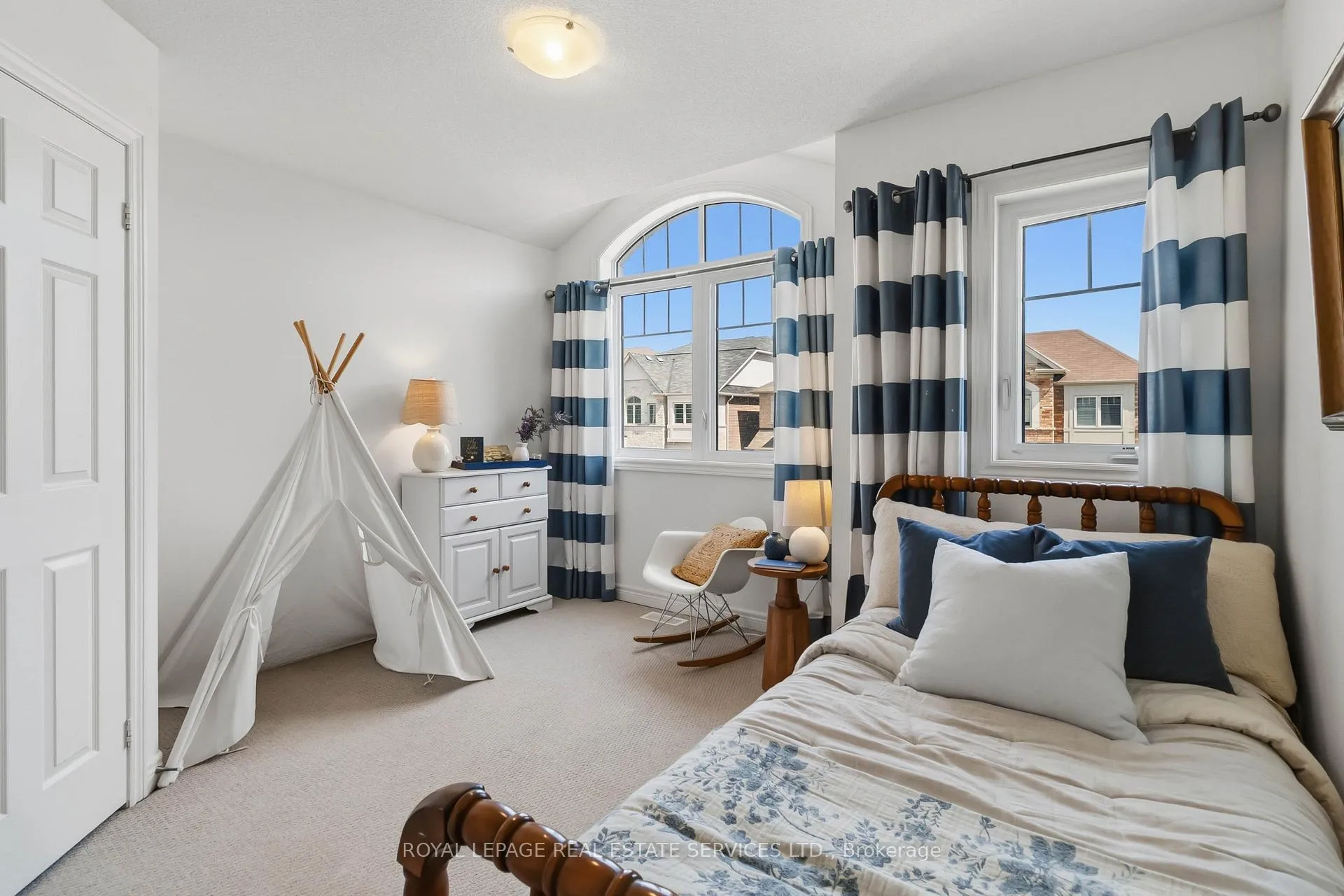 Photo 33 of 3875 Tufgar Crescent, Burlington, Alton — HOMEH