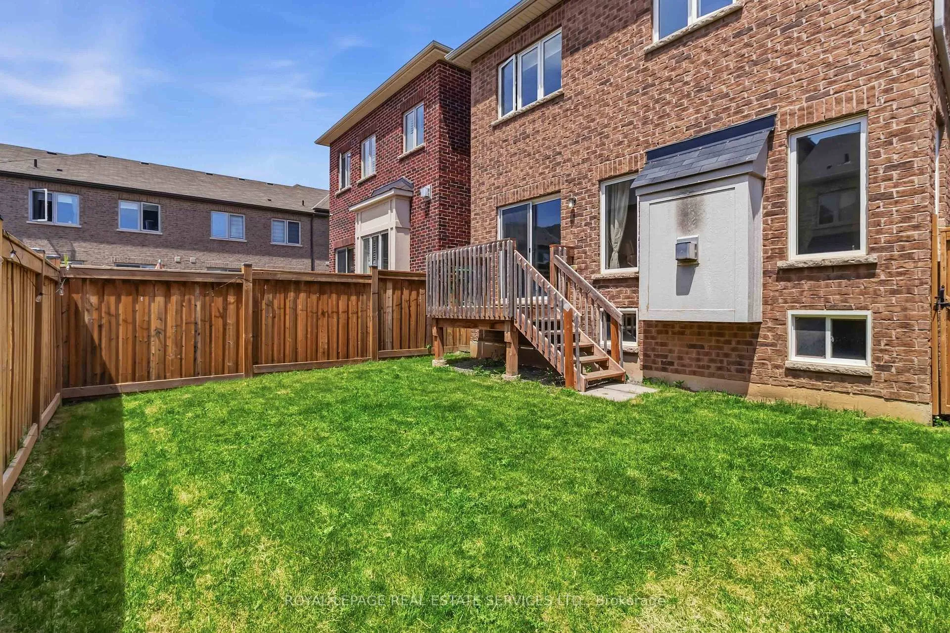 Photo 41 of 3875 Tufgar Crescent, Burlington, Alton — HOMEH