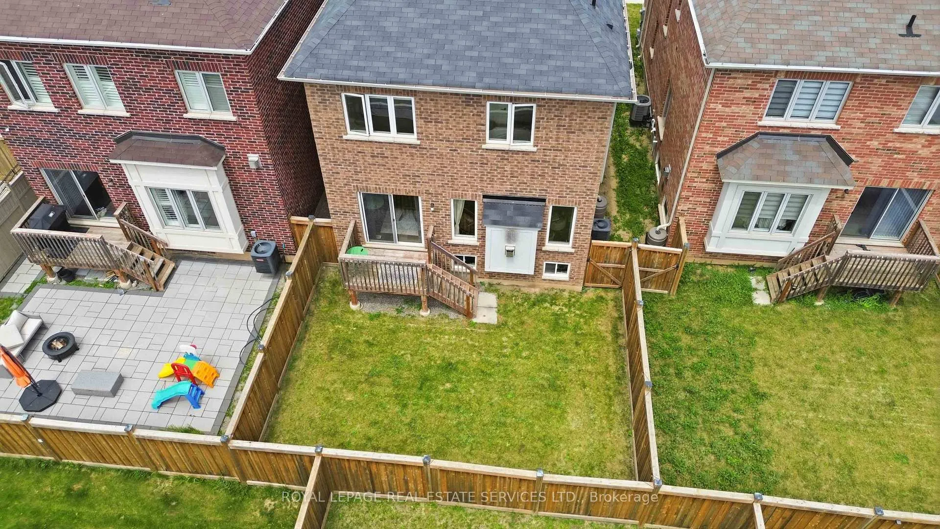 Photo 43 of 3875 Tufgar Crescent, Burlington, Alton — HOMEH