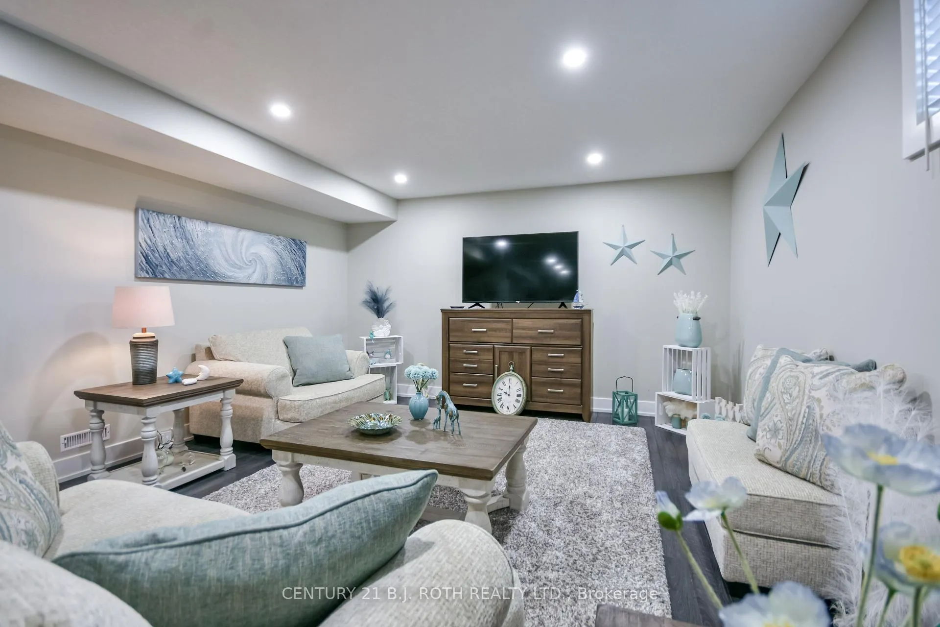 Photo 31 of 27 Claire Drive, Barrie, Painswick South — HOMEH
