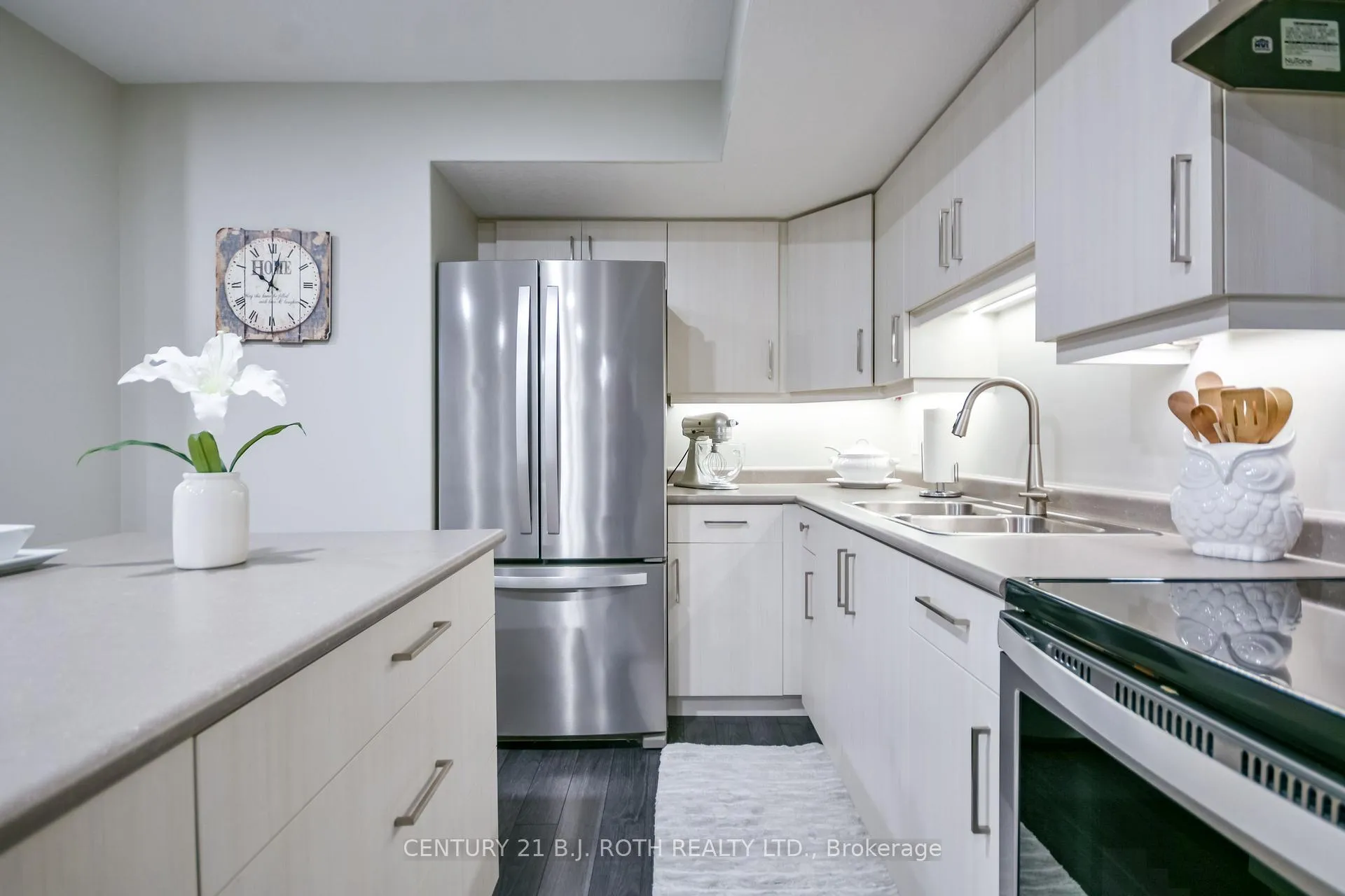 Photo 37 of 27 Claire Drive, Barrie, Painswick South — HOMEH