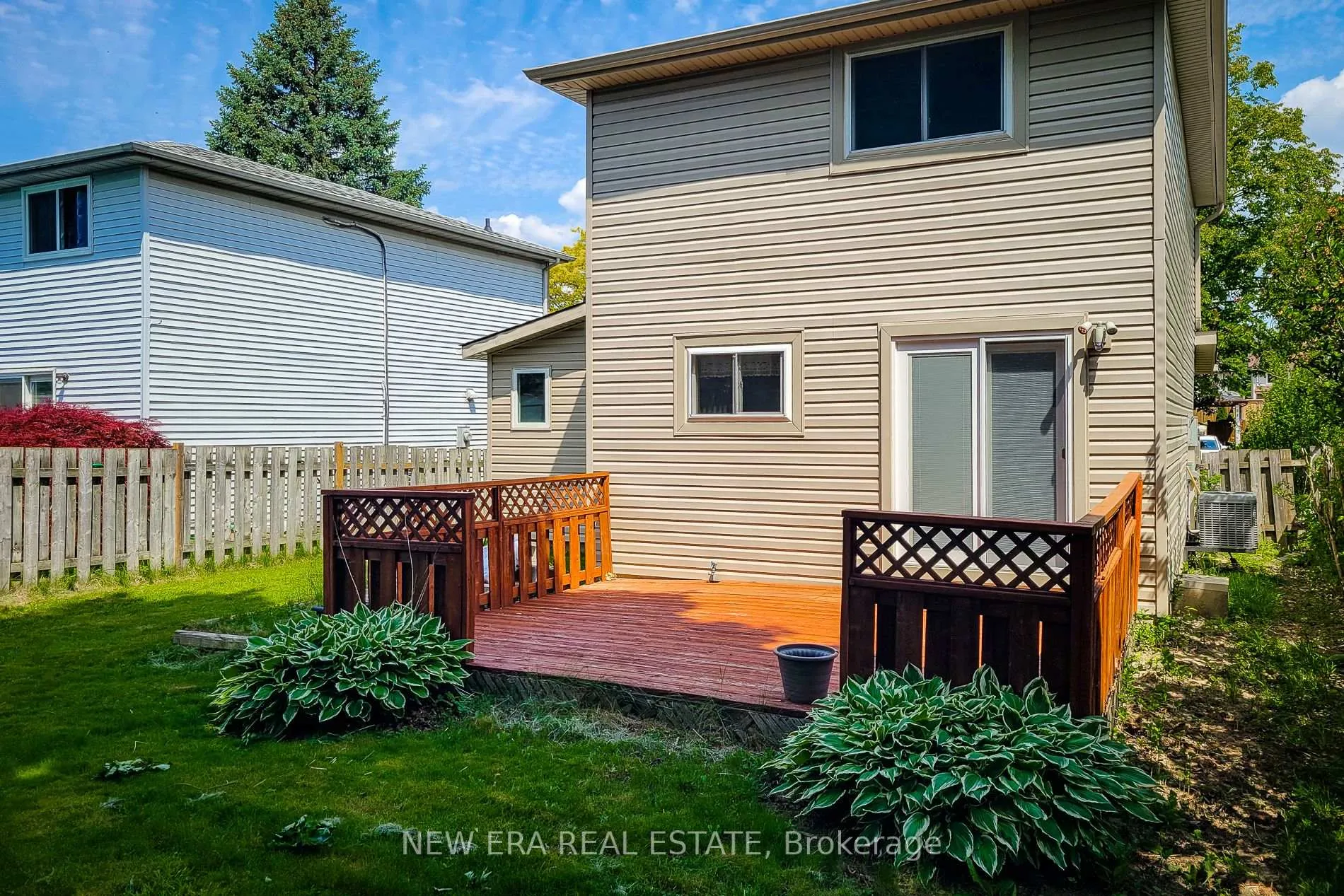 Photo 7 of 23 Sulky Road, Brantford, Lynden Hills — HOMEH