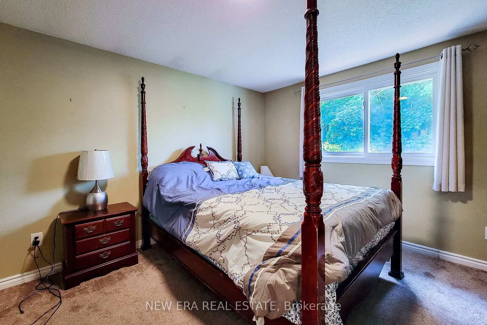 Photo 27 of 23 Sulky Road, Brantford, Lynden Hills — HOMEH