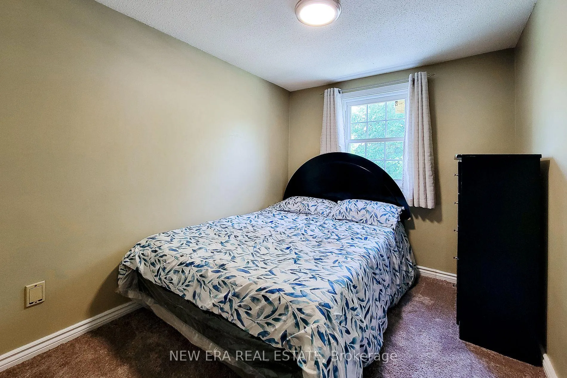 Photo 29 of 23 Sulky Road, Brantford, Lynden Hills — HOMEH