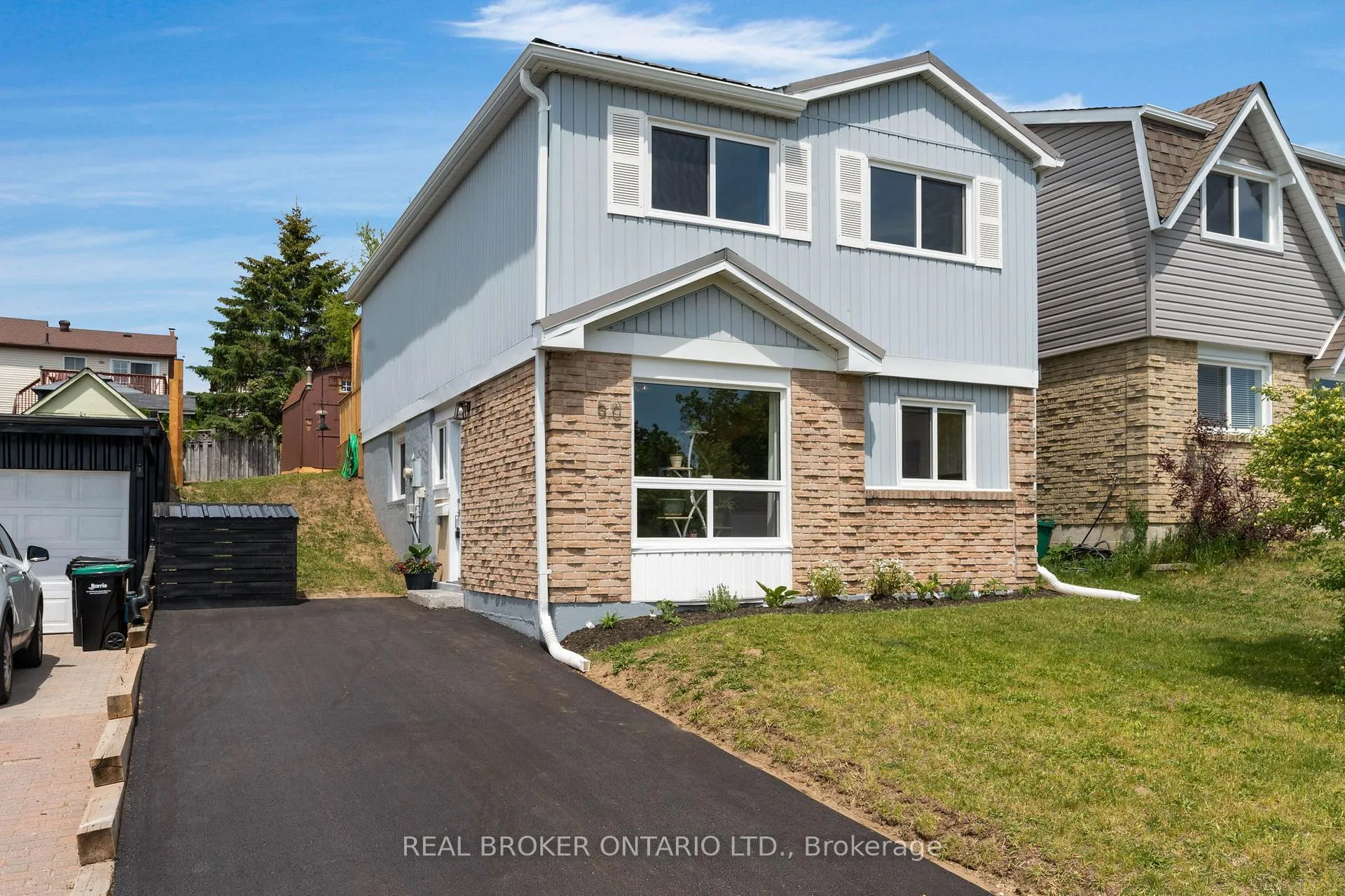 Photo 1 of 50 Browning Trail, Barrie, Letitia Heights — HOMEH