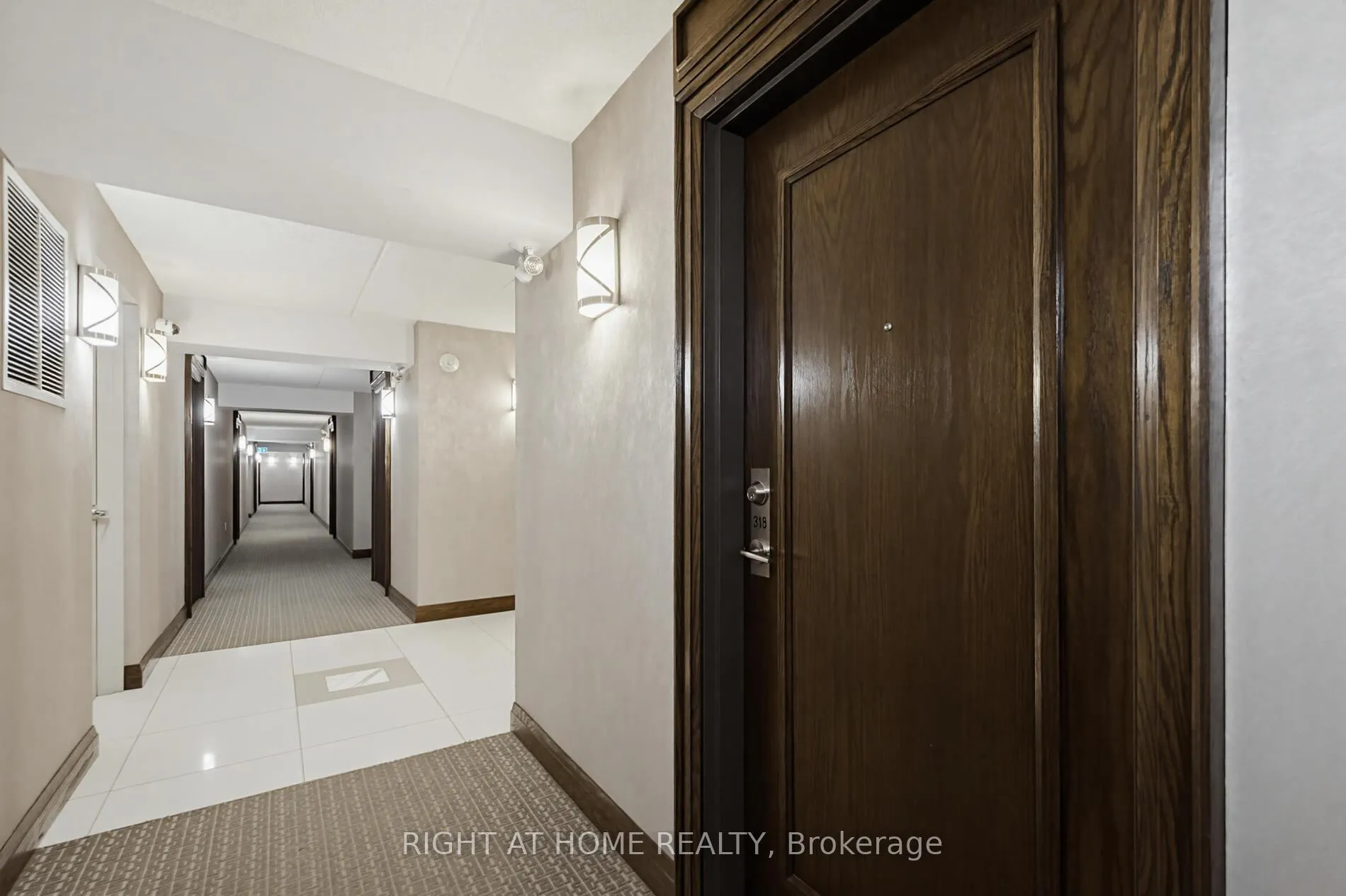 Photo 4 of Unit 318, 40 Via Rosedale, Brampton, Sandringham-Wellington — HOMEH
