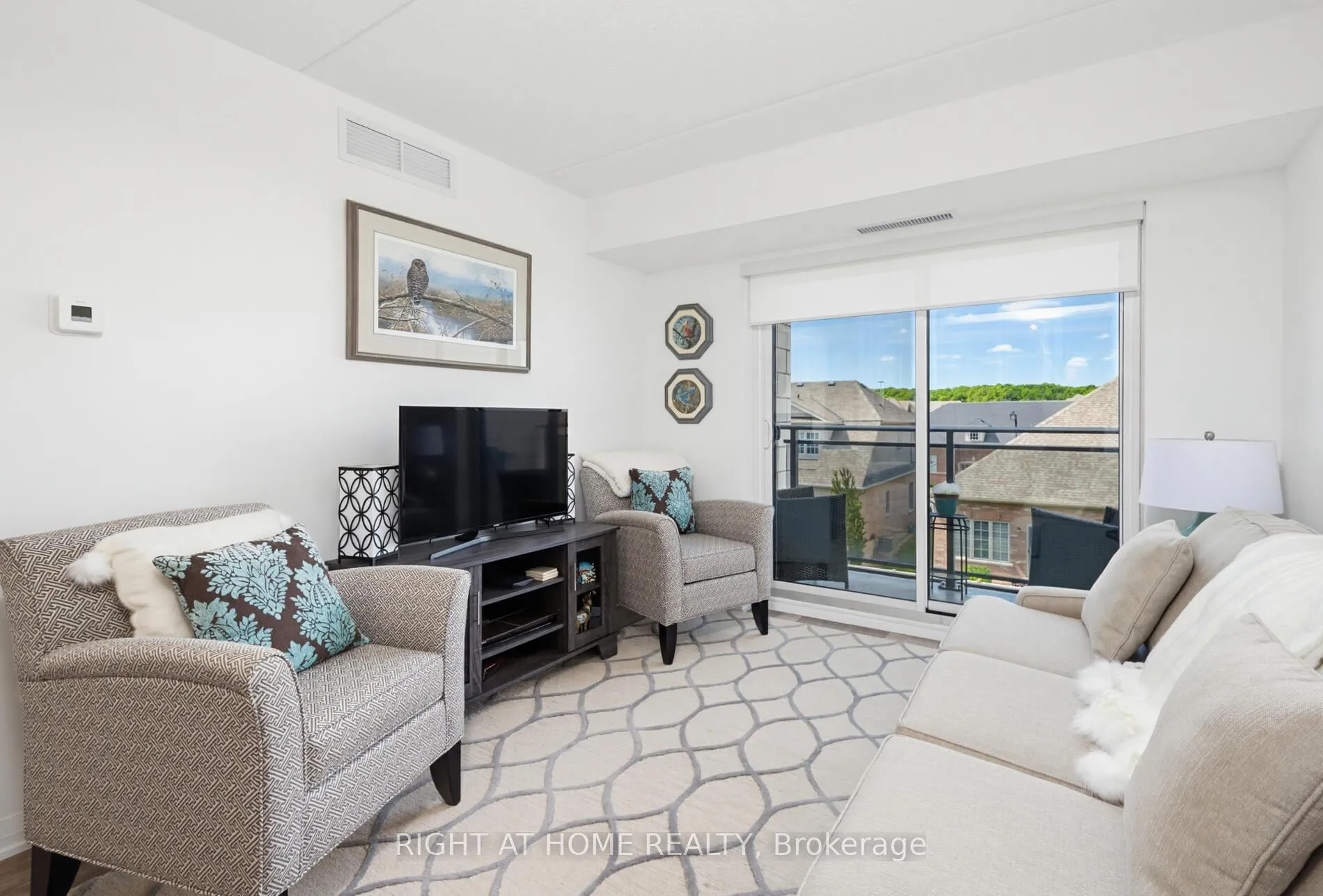 Photo 10 of Unit 318, 40 Via Rosedale, Brampton, Sandringham-Wellington — HOMEH