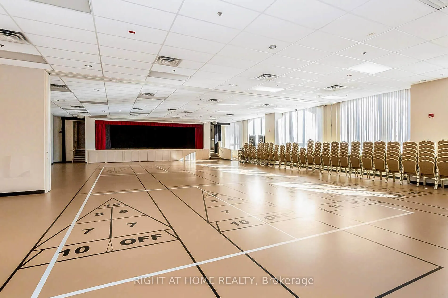 Photo 23 of Unit 318, 40 Via Rosedale, Brampton, Sandringham-Wellington — HOMEH