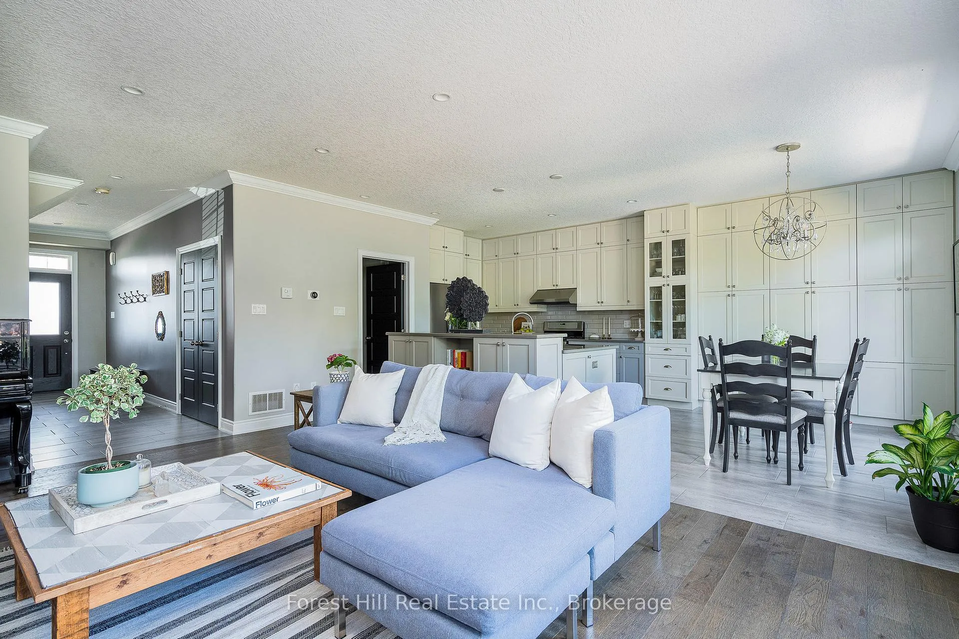 Photo 7 of 21 Marta Crescent, Barrie, Ardagh — HOMEH