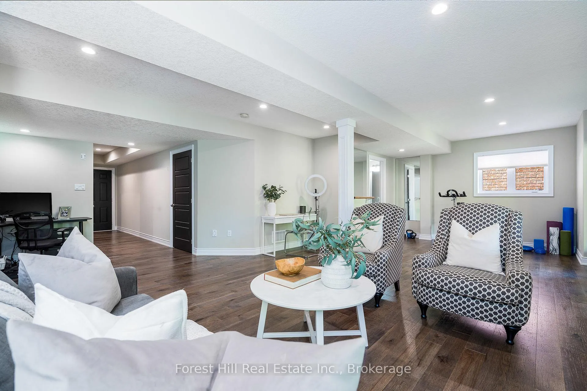 Photo 31 of 21 Marta Crescent, Barrie, Ardagh — HOMEH