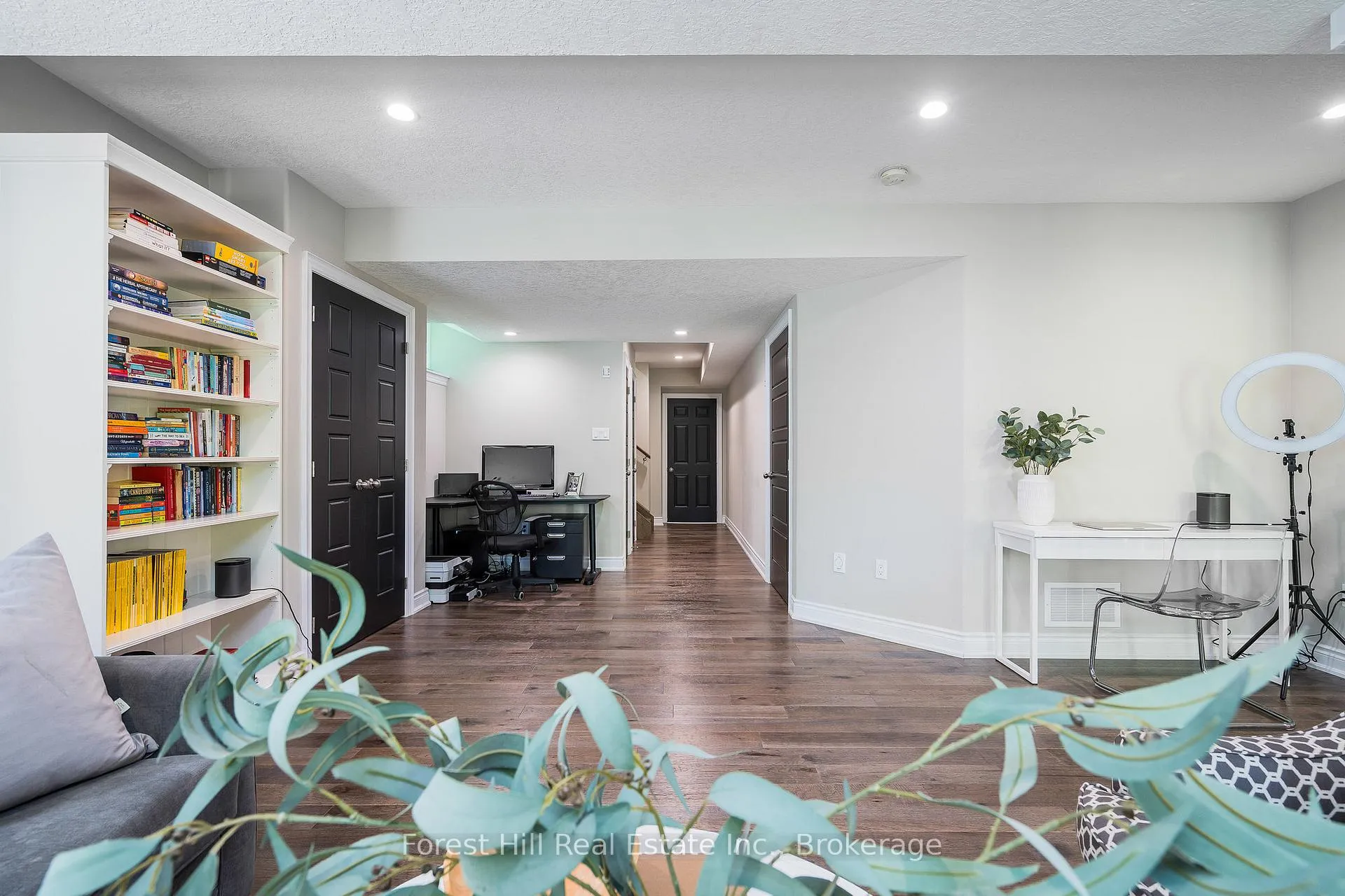 Photo 32 of 21 Marta Crescent, Barrie, Ardagh — HOMEH