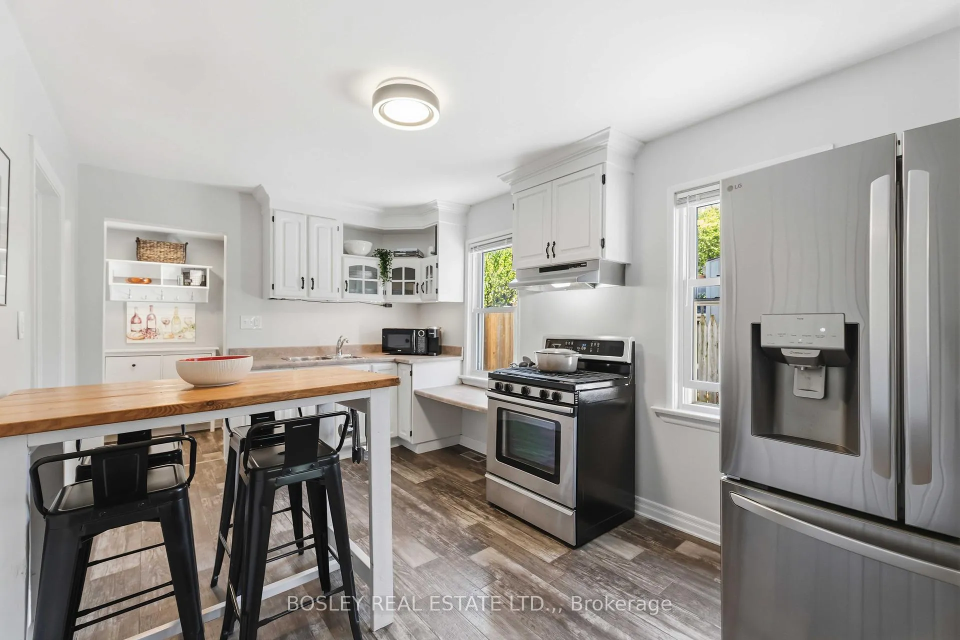 Photo 2 of 116 Haig Street, St. Catharines, Haig — HOMEH
