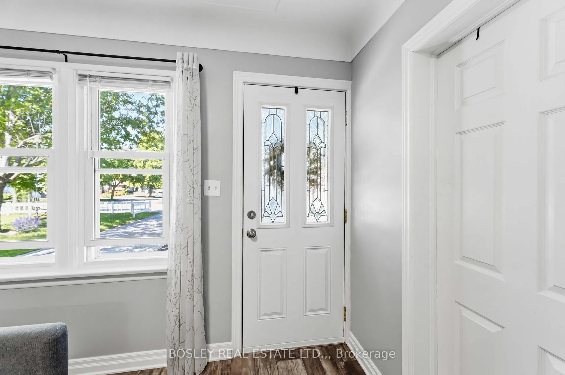 Photo 7 of 116 Haig Street, St. Catharines, Haig — HOMEH