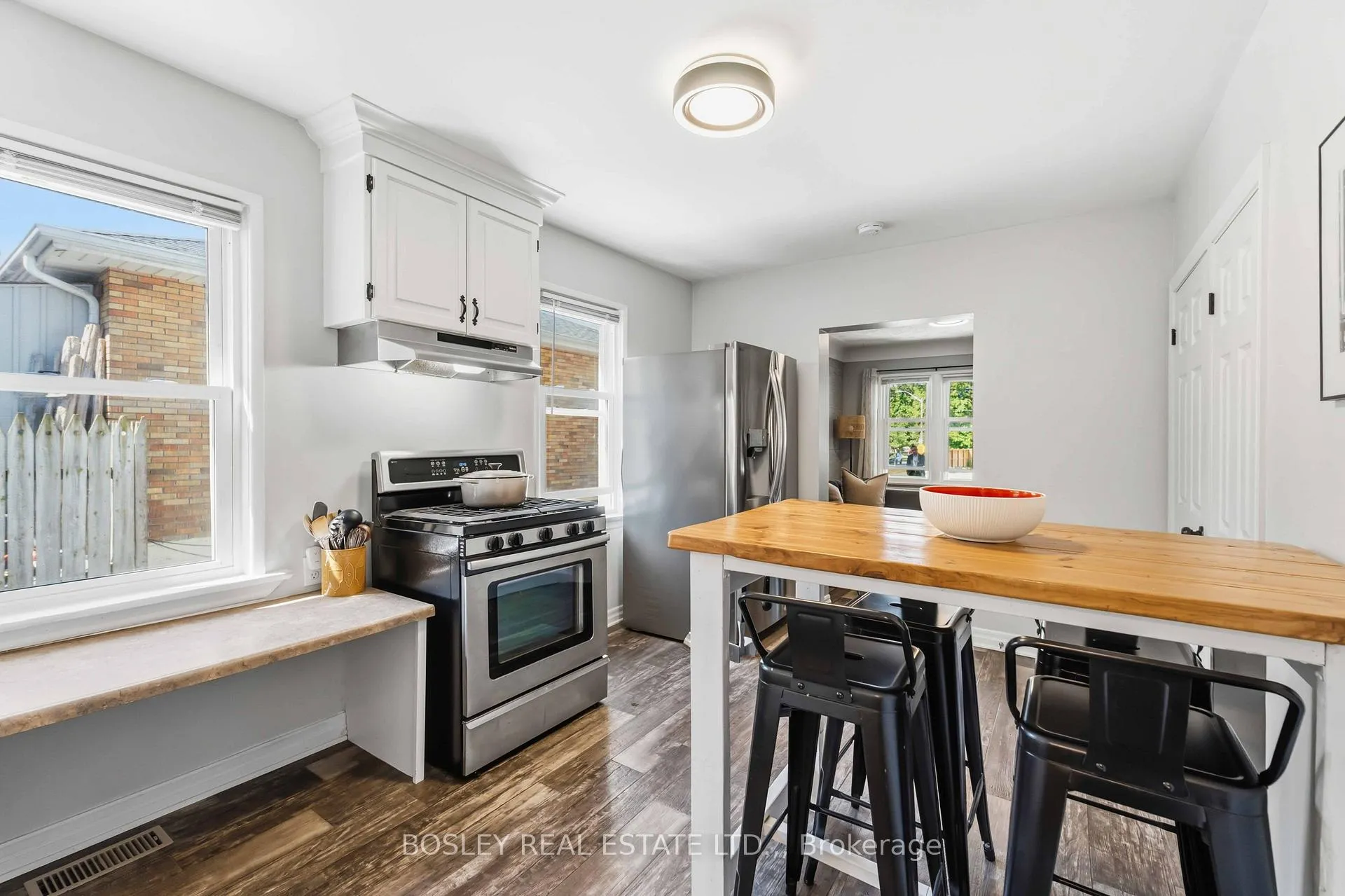 Photo 15 of 116 Haig Street, St. Catharines, Haig — HOMEH